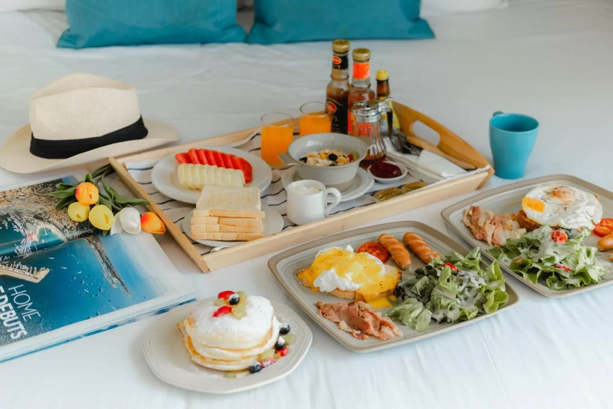 Breakfast in Royal Beach View Breakfast in Royal Beach View