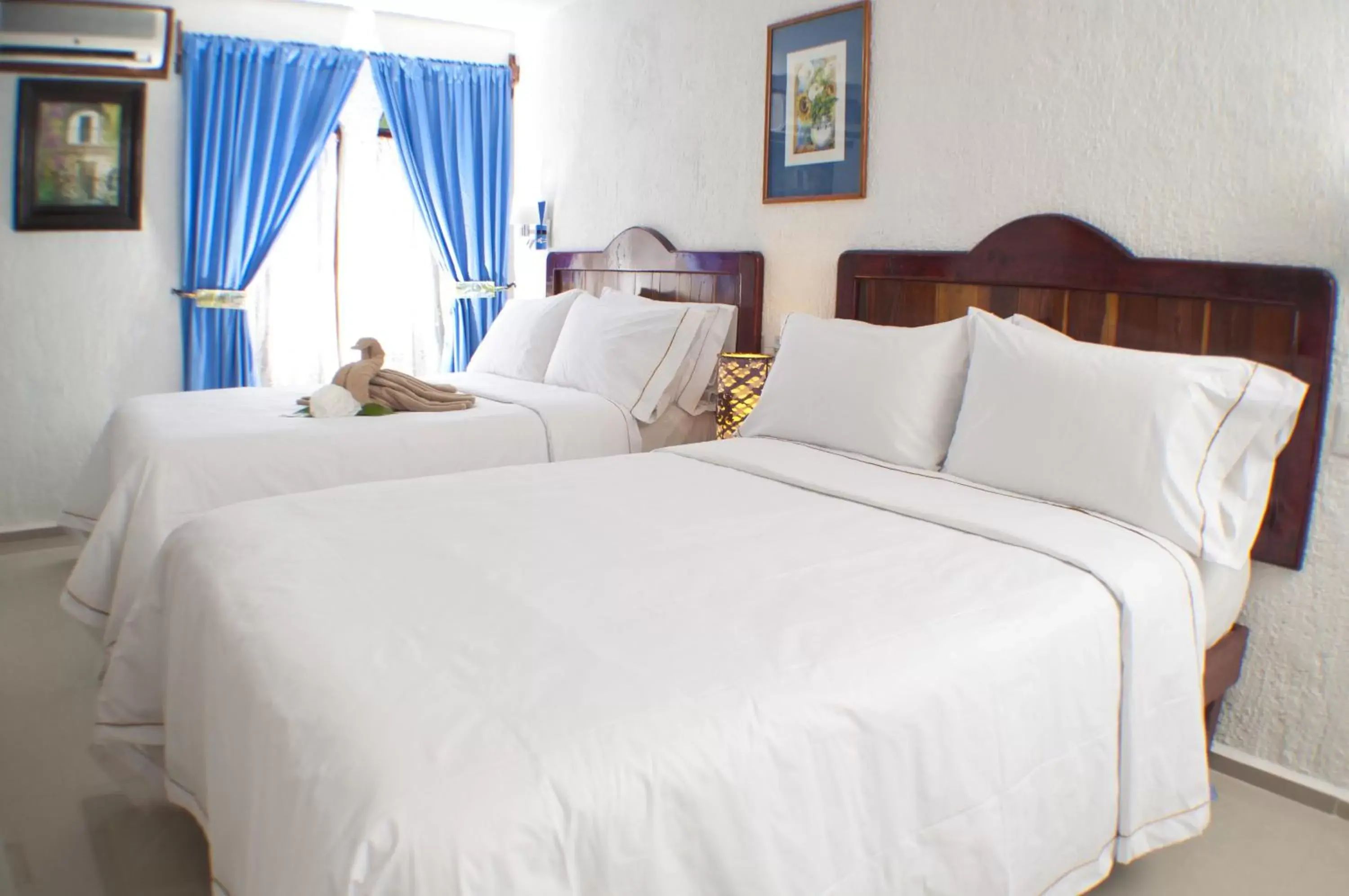 Bedroom, Bed in Eco-hotel El Rey del Caribe