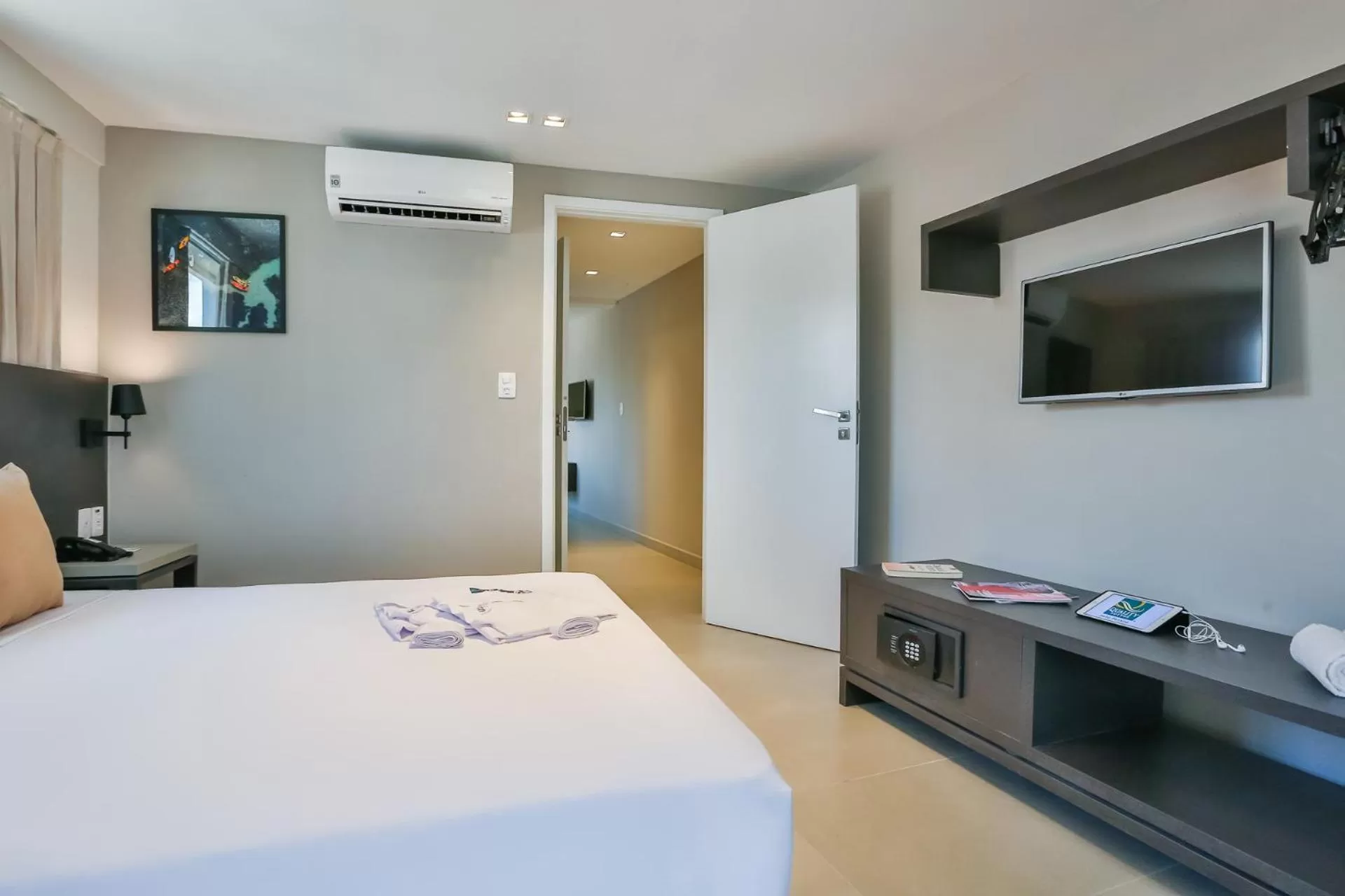 Communal lounge/ TV room, Bed in Quality Suítes João Pessoa