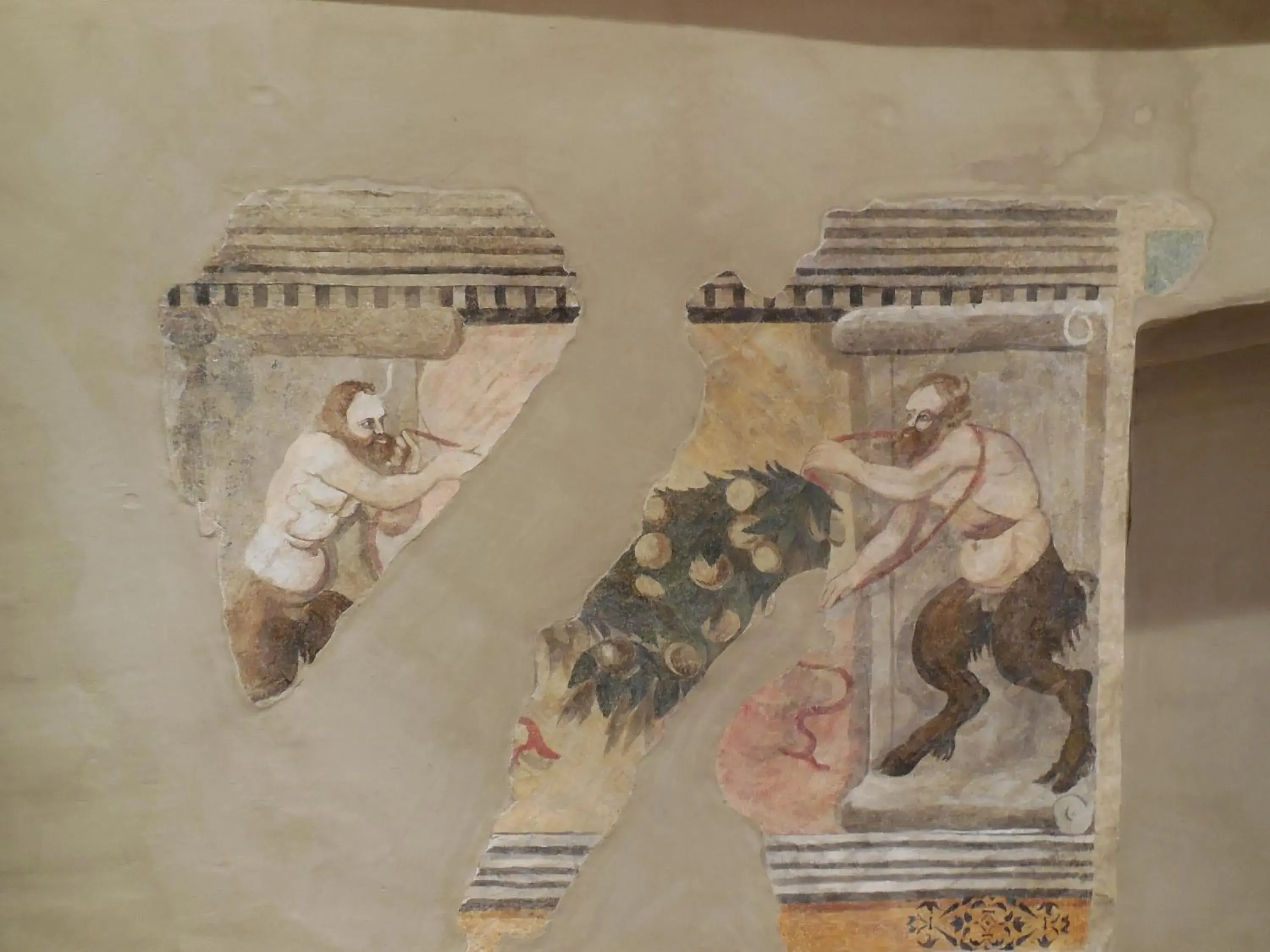 Decorative detail in Palazzo Ai Capitani