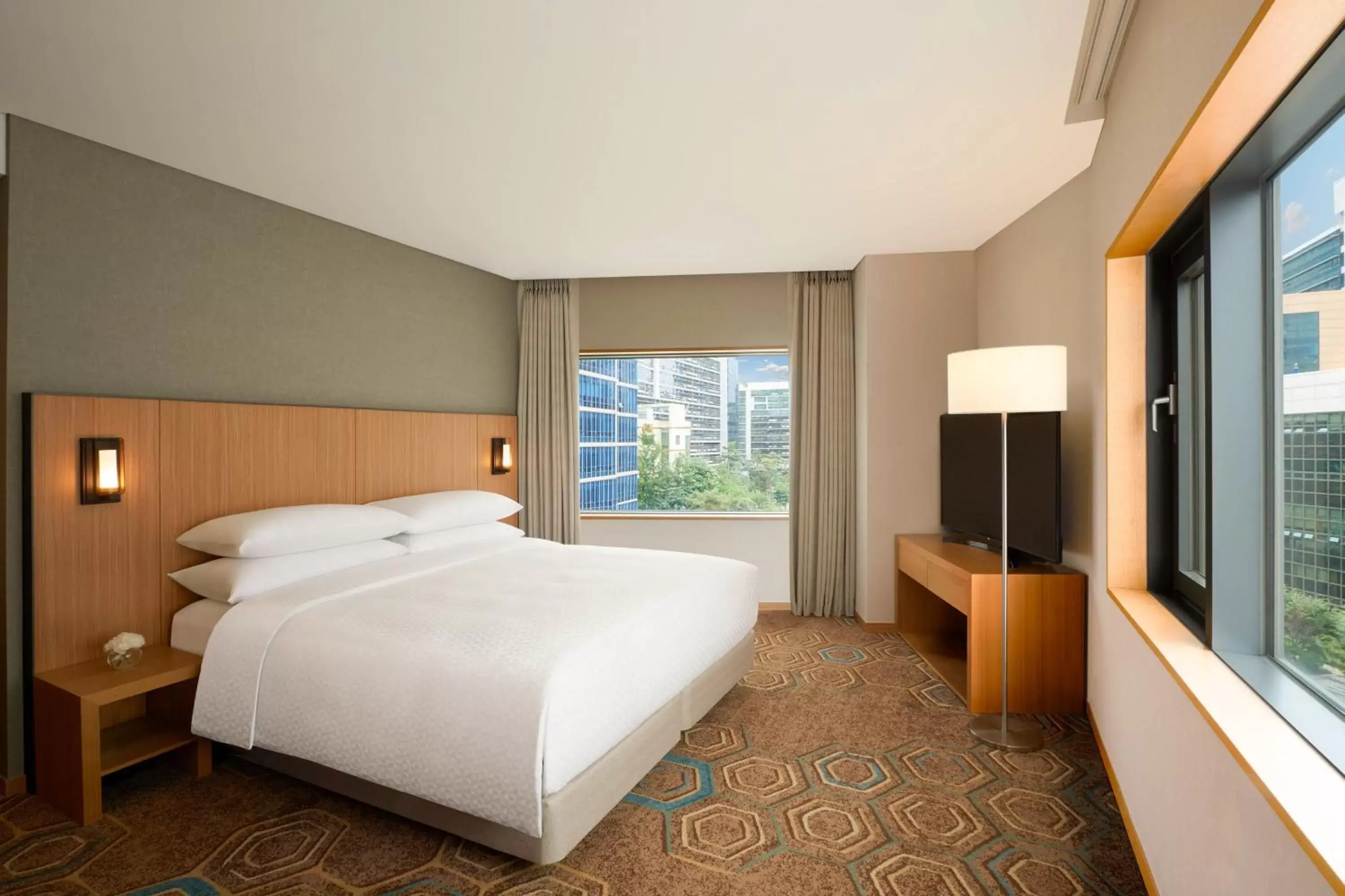 Photo of the whole room in Four Points by Sheraton Seoul, Guro