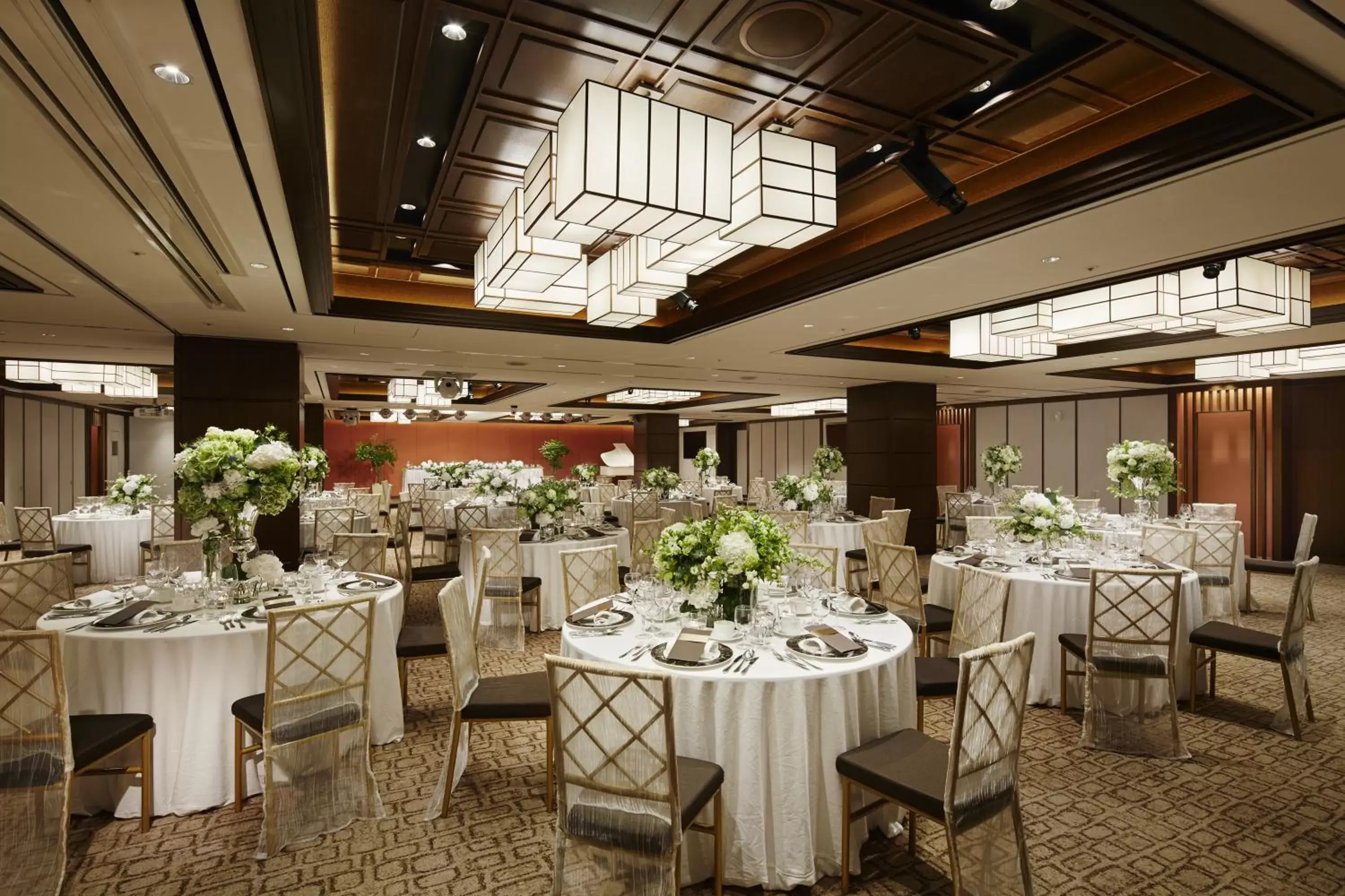 Banquet/Function facilities, Restaurant/Places to Eat in Royal Hotel Seoul