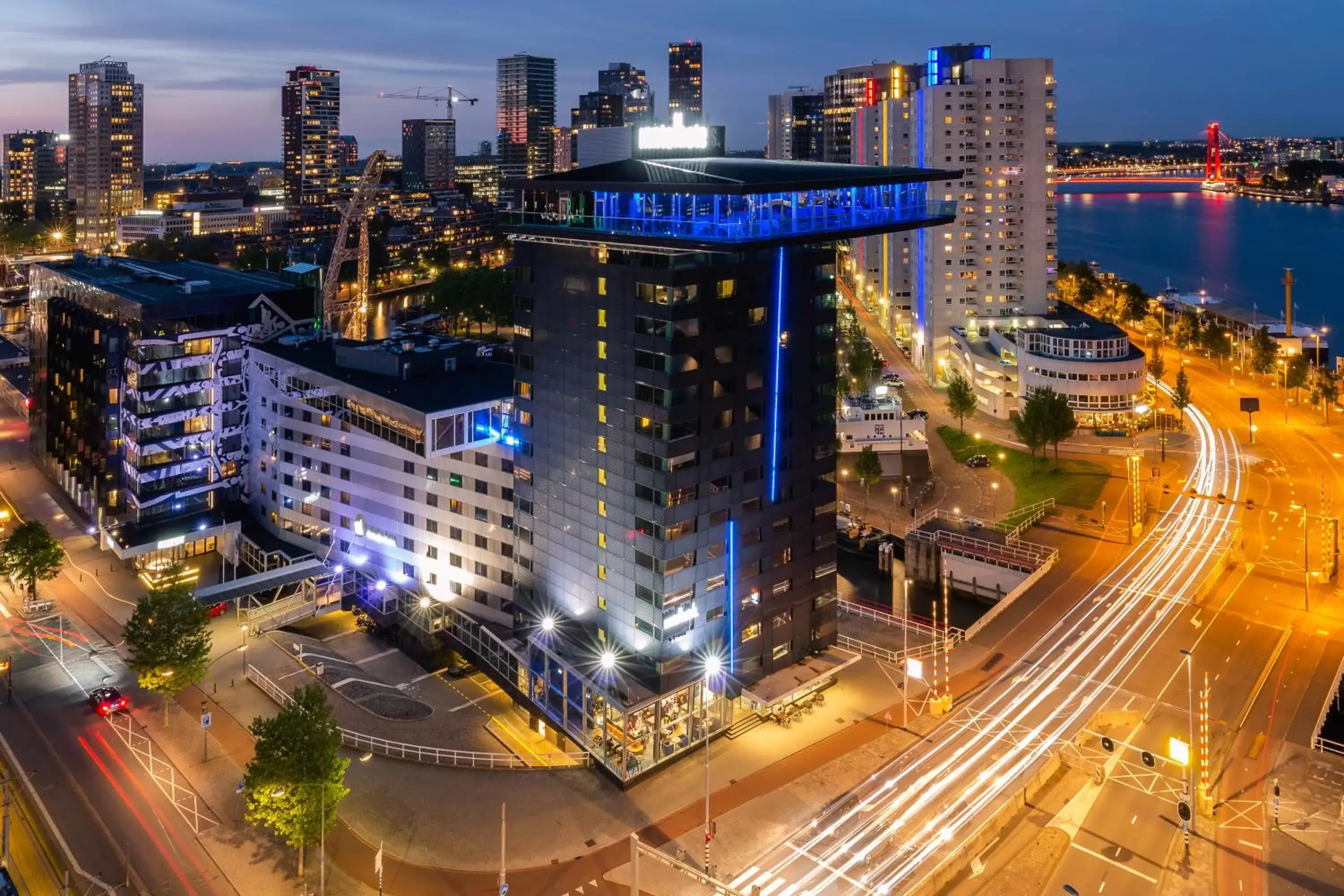 Property building, Bird's-eye View in Inntel Hotels Rotterdam Centre