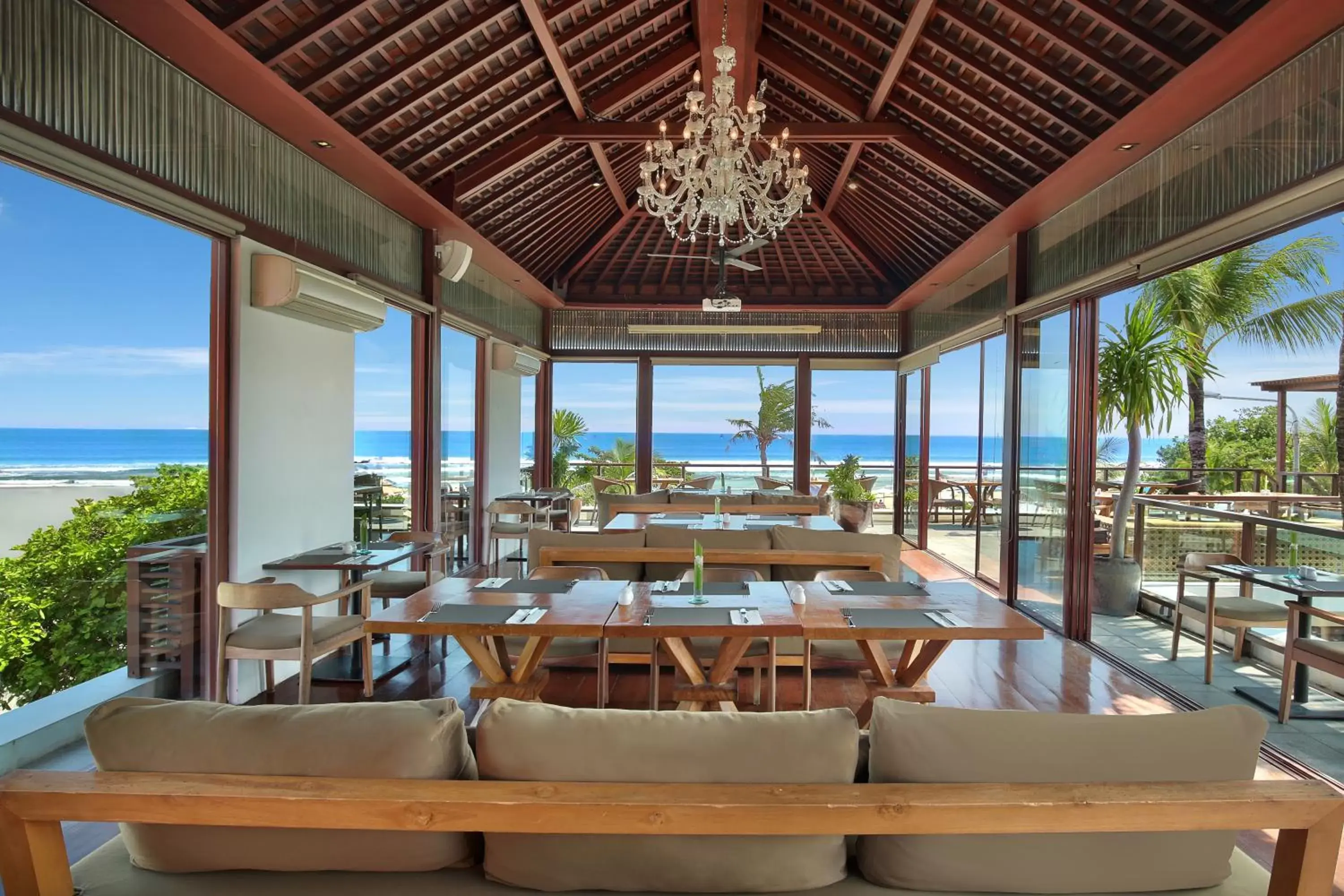 Balcony/Terrace, Lounge/Bar in Bali Niksoma Boutique Beach Resort