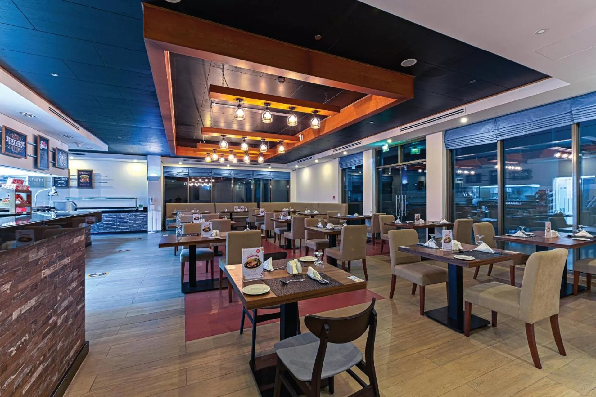 Restaurant/places to eat in TIME Asma Hotel