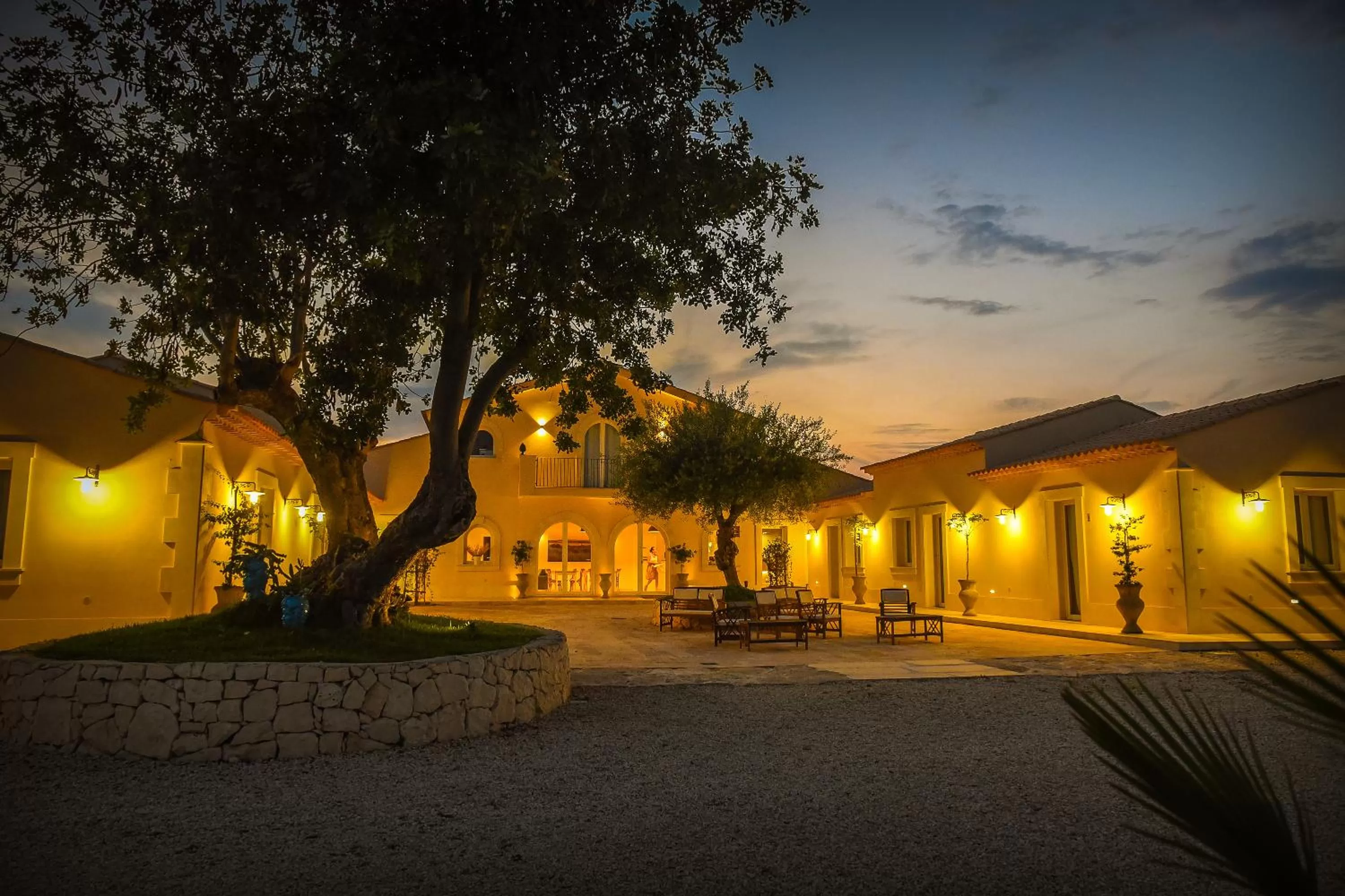 Facade/entrance in Baglio Genovesi