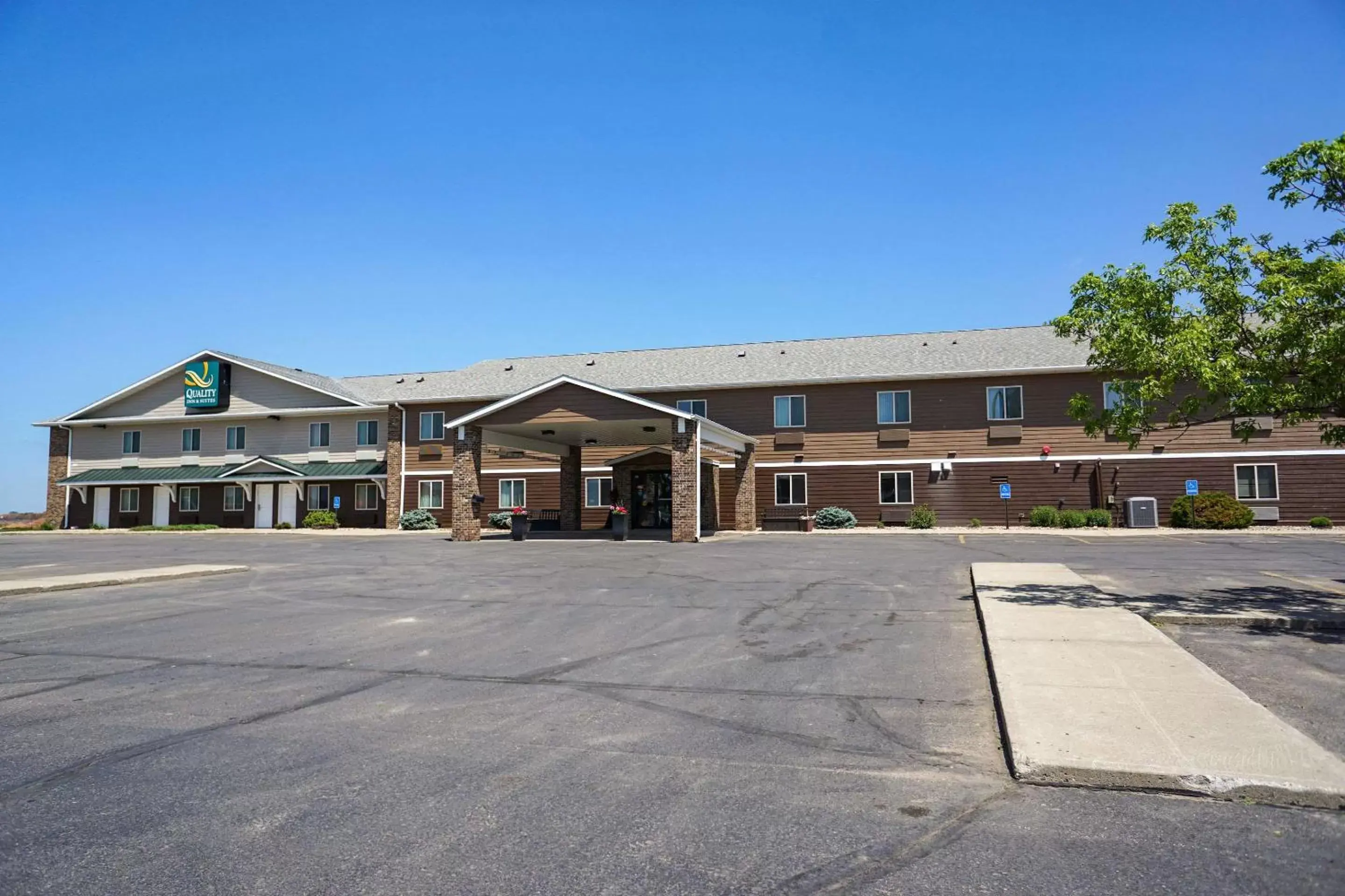 Property Building in Quality Inn & Suites Watertown