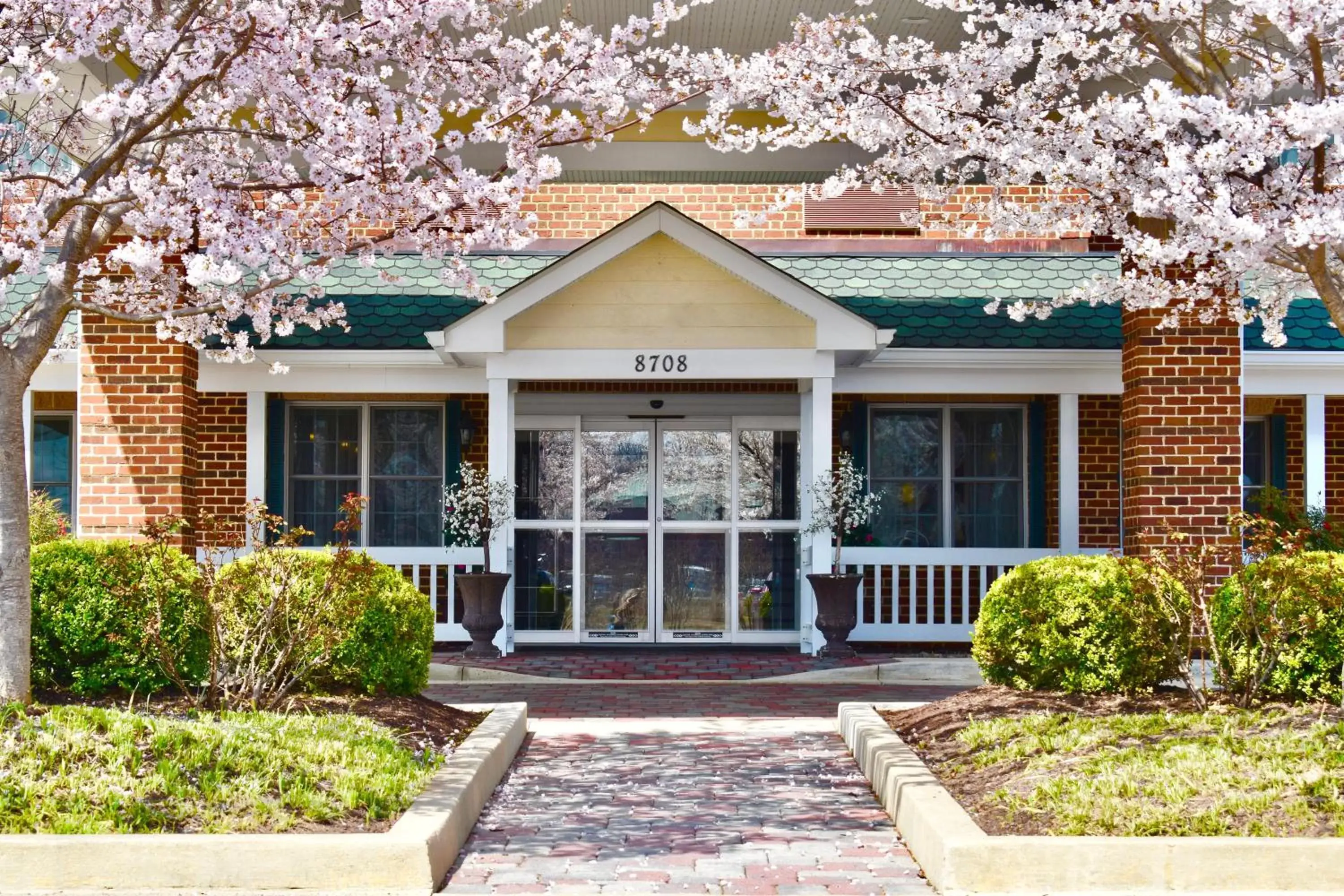 Facade/entrance in Best Western Plus Easton Inn & Suites