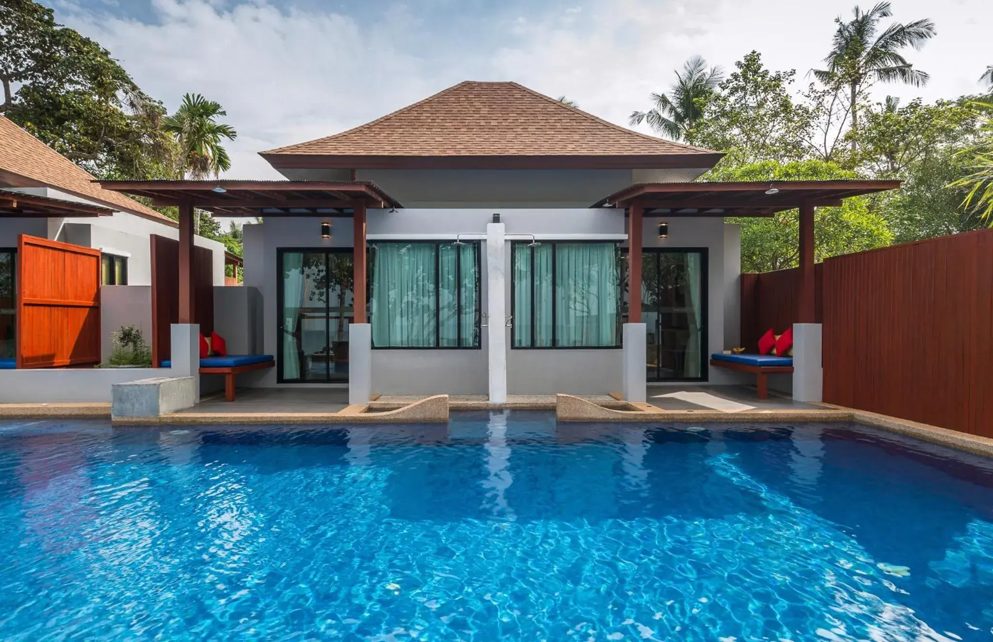 Balcony/Terrace, Swimming Pool in Lanta Sand Resort & Spa