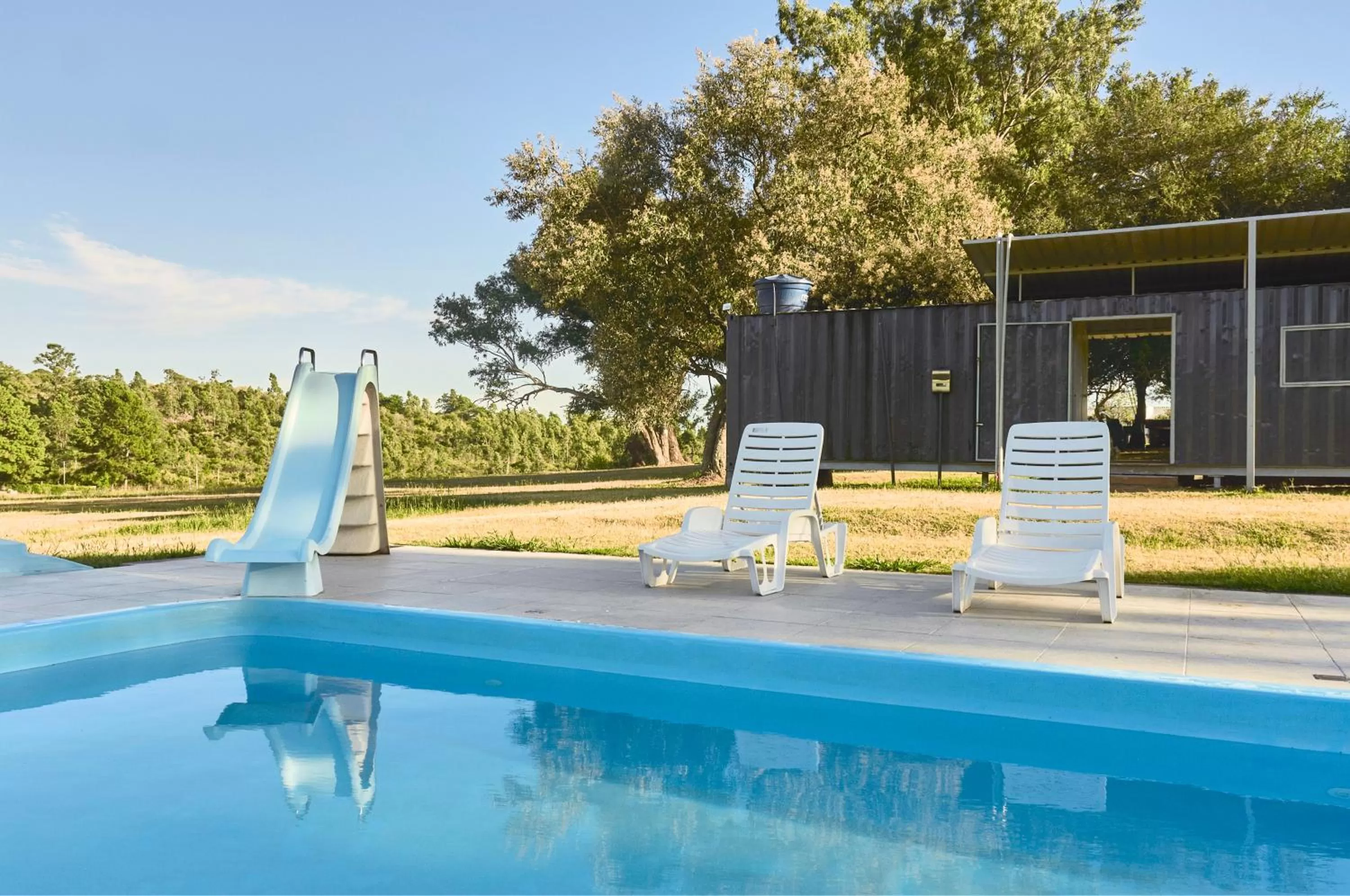 Swimming Pool in Campo Abierto