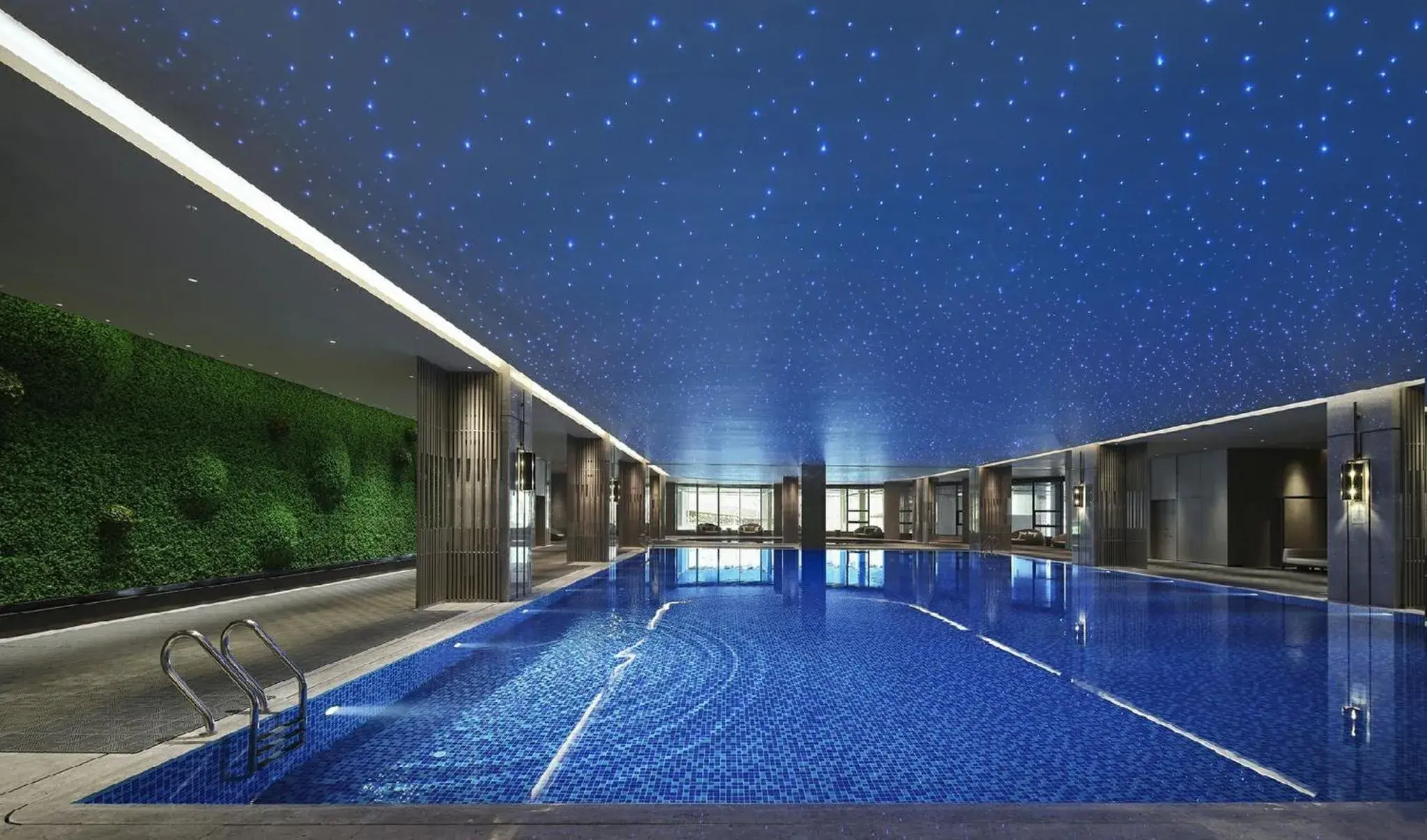 Swimming Pool in HUALUXE Nanjing Yangtze River, an IHG Hotel