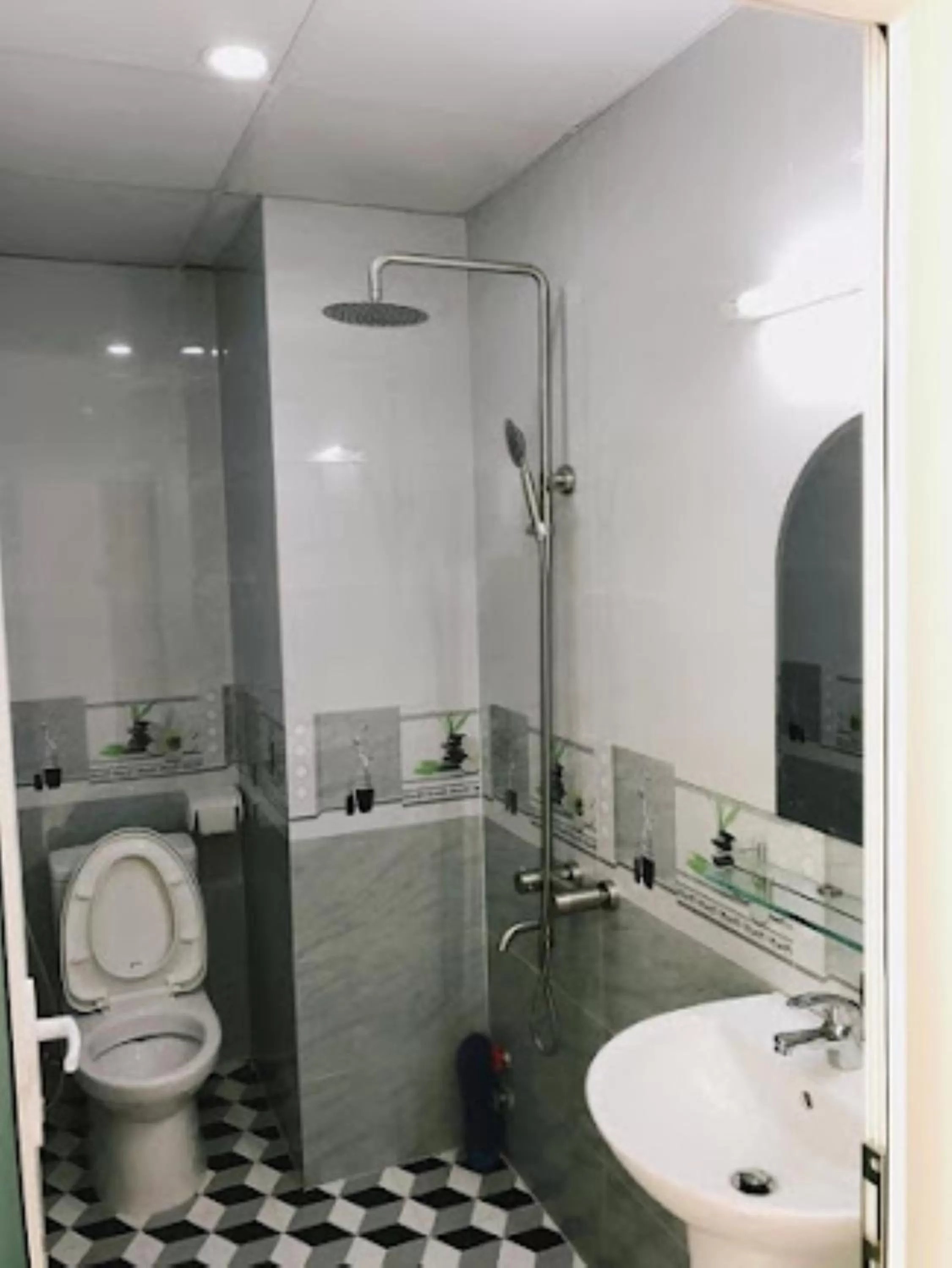 Bathroom in Hoang Phat Hotel