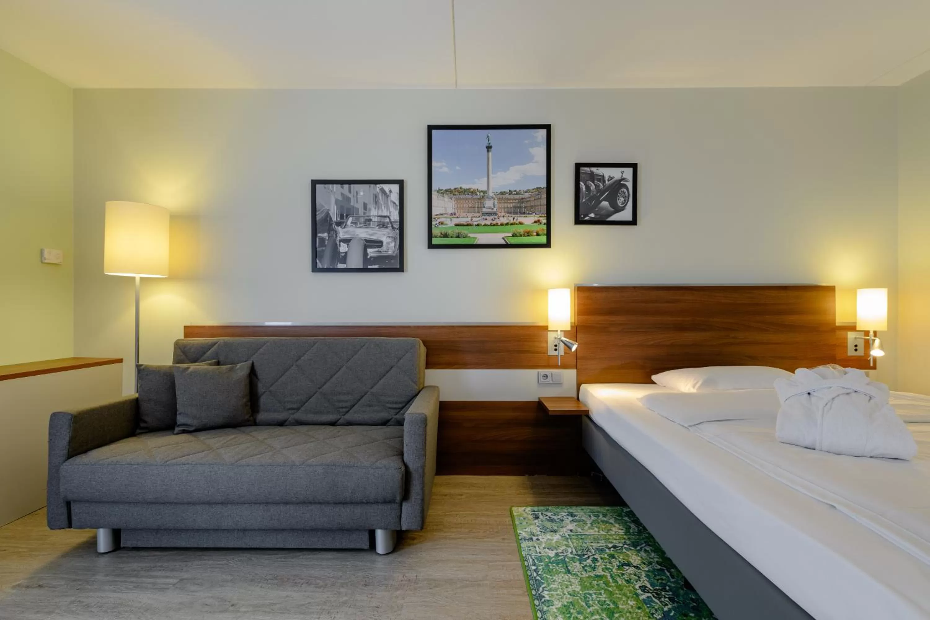 Living room, Bed in Mercure Stuttgart Sindelfingen an der Messe