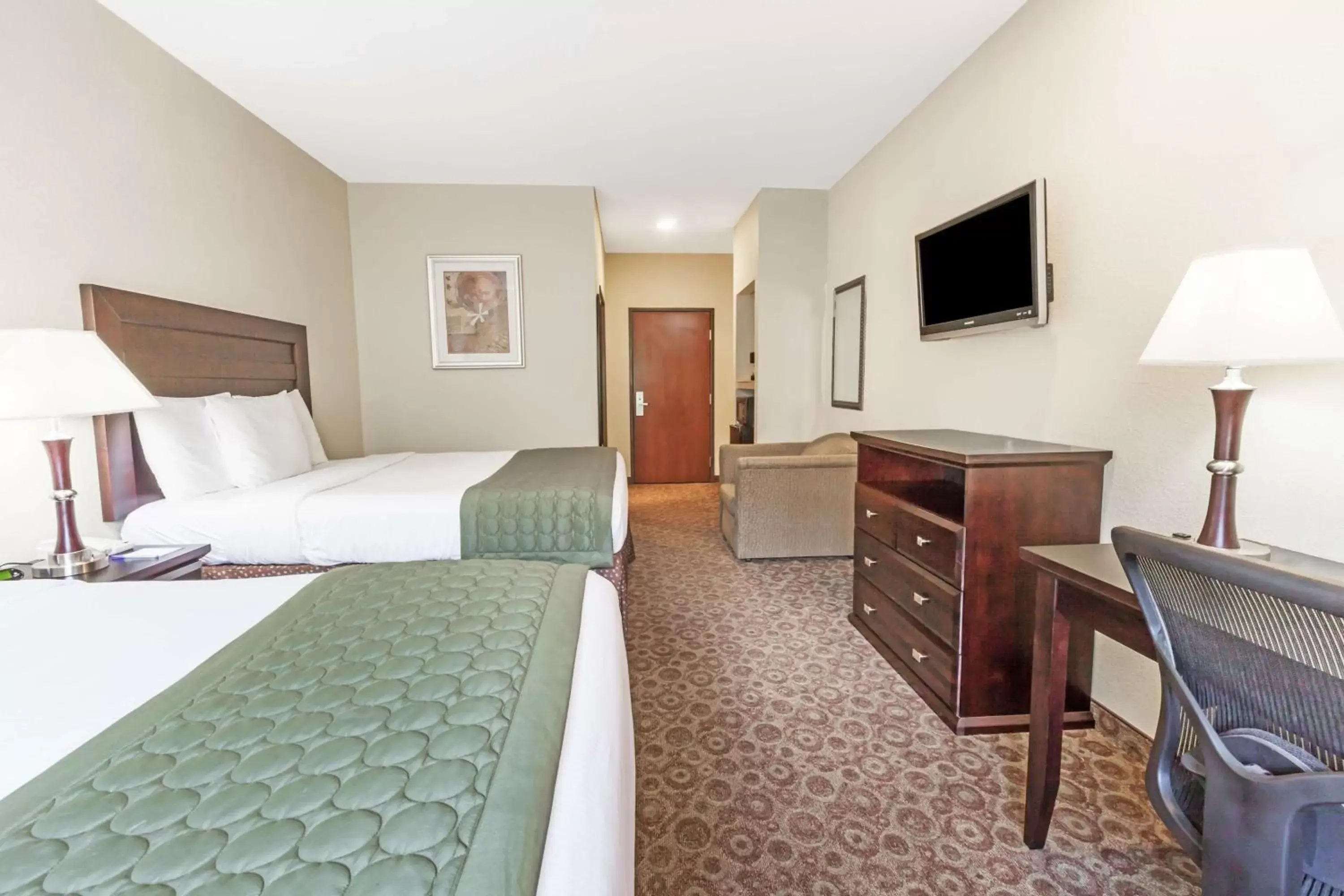 Superior Suite with Two Queen Beds and One Double Bed - Non-Smoking in Baymont by Wyndham Tyler