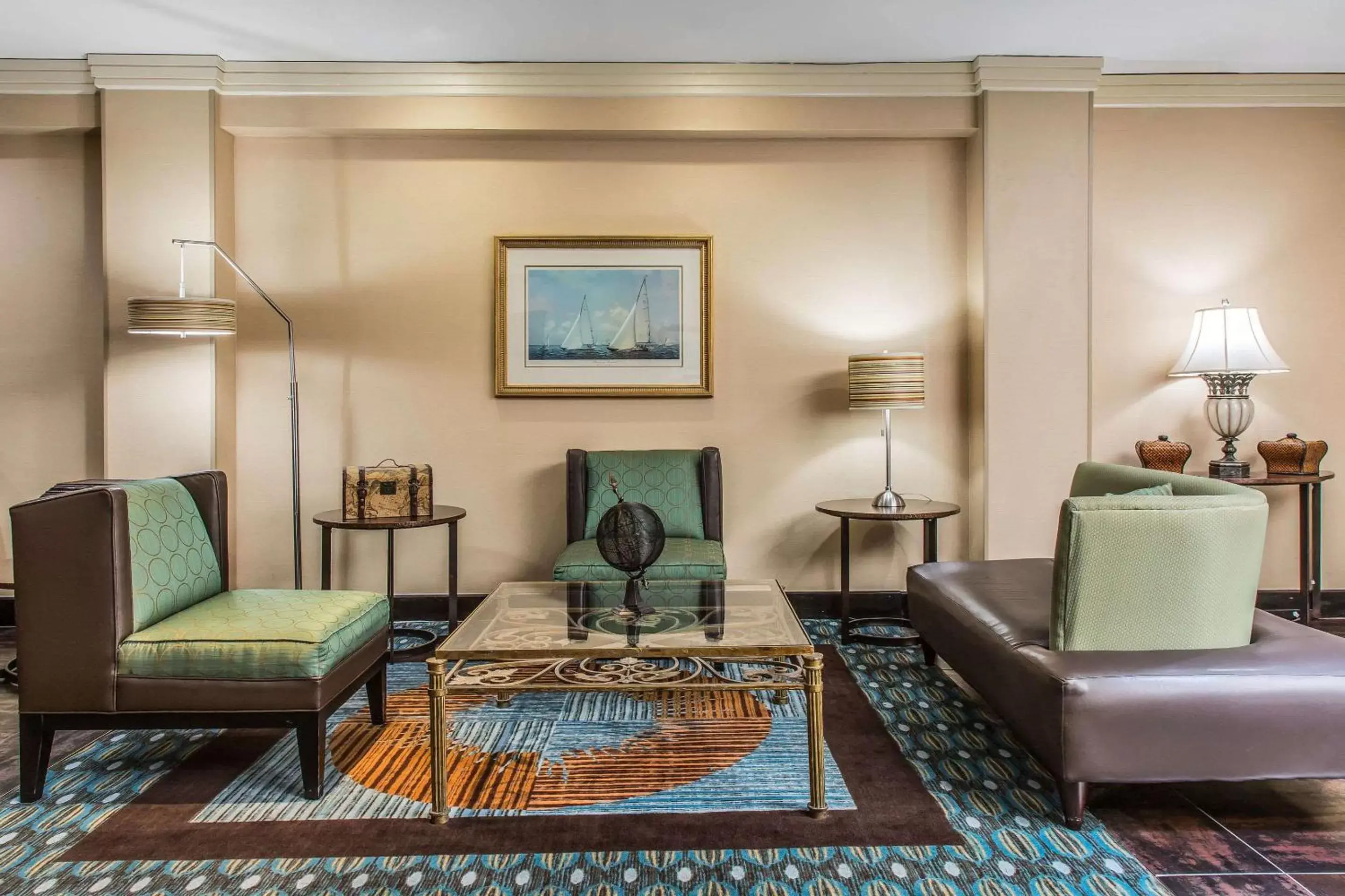 Lobby or reception, Seating Area in Clarion Inn New London/ Mystic