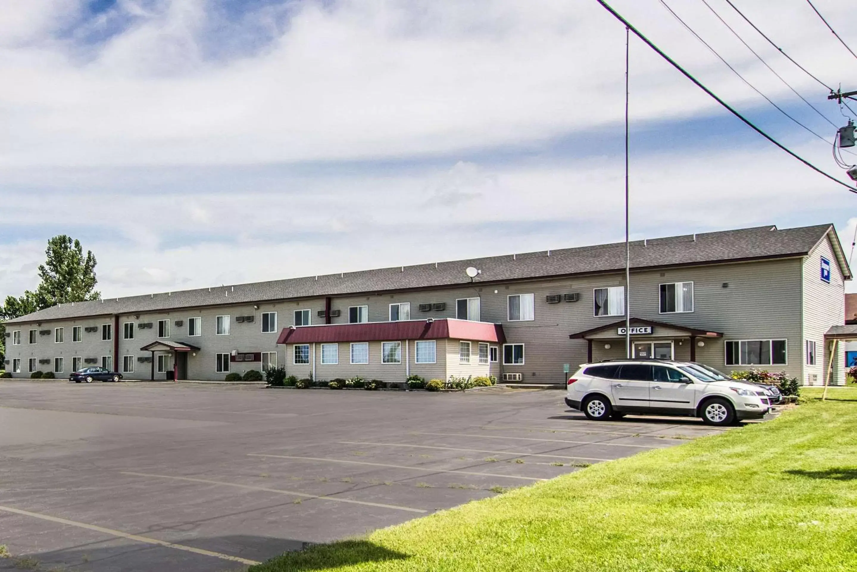 Property Building in Fergus Inn