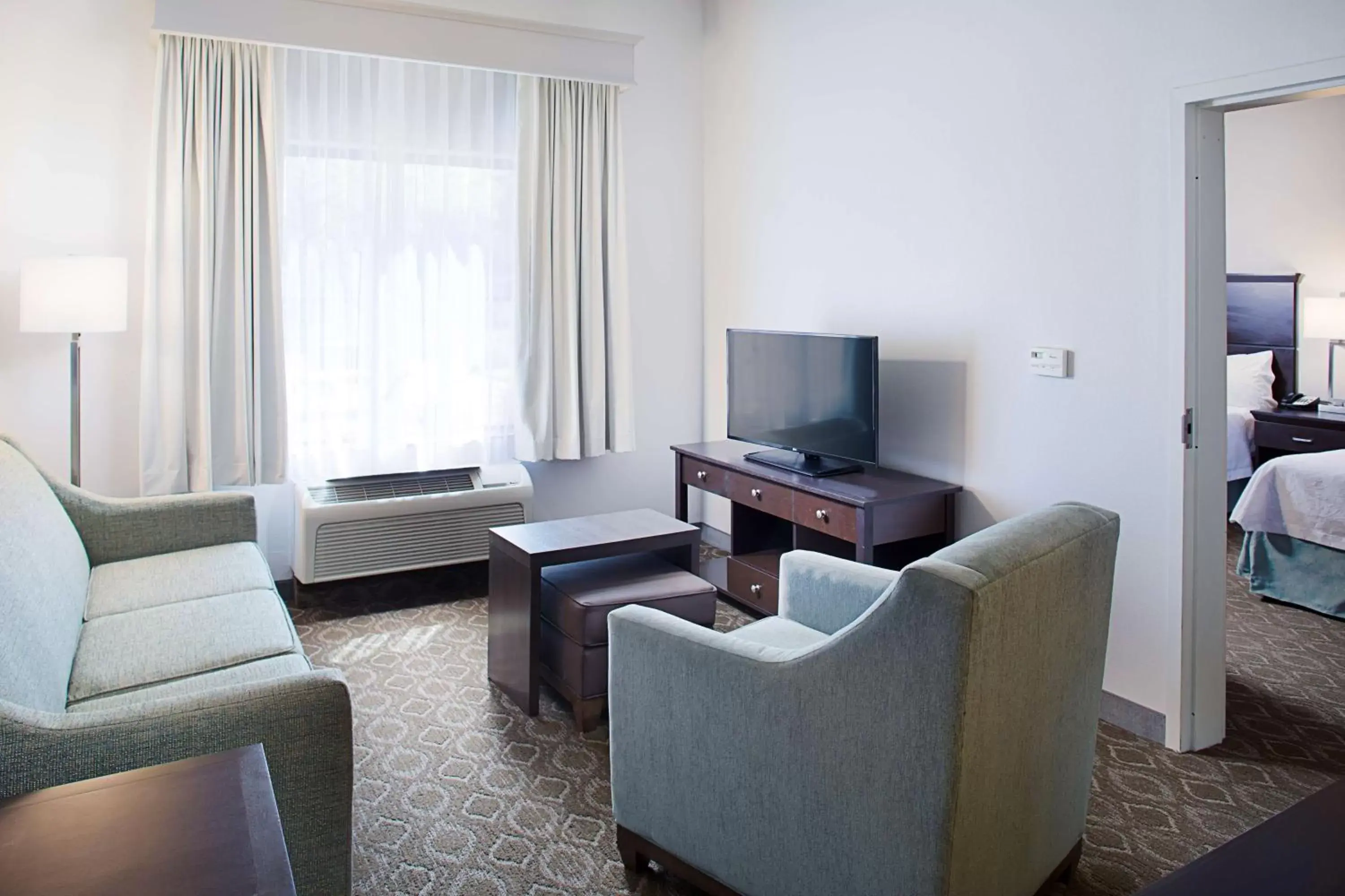 Living room, Seating Area in Homewood Suites Lancaster