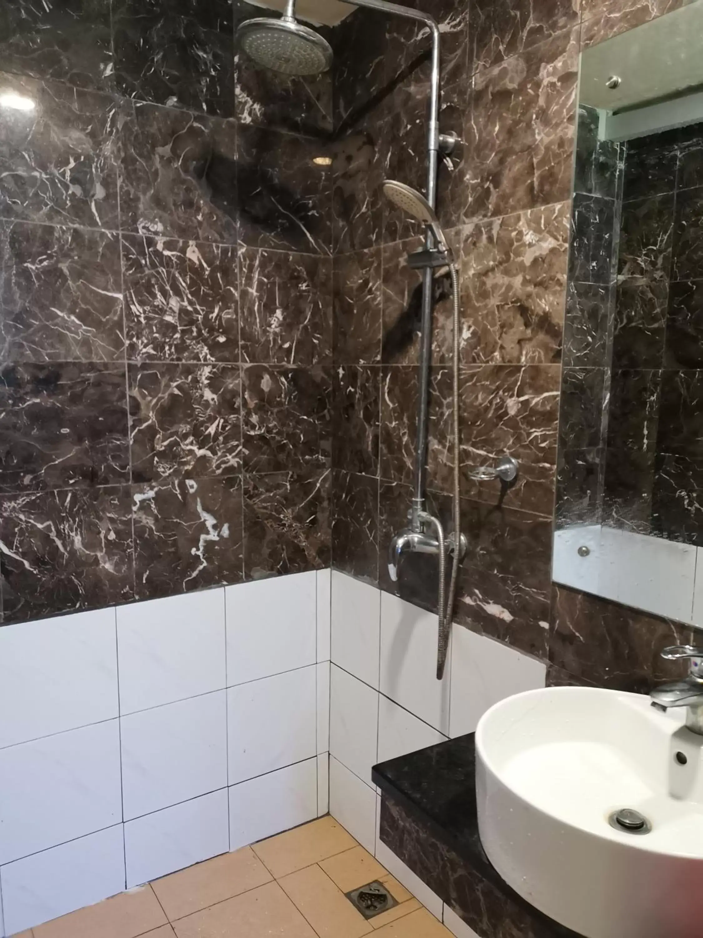 Shower, Bathroom in Fratini's Hotel Labuan