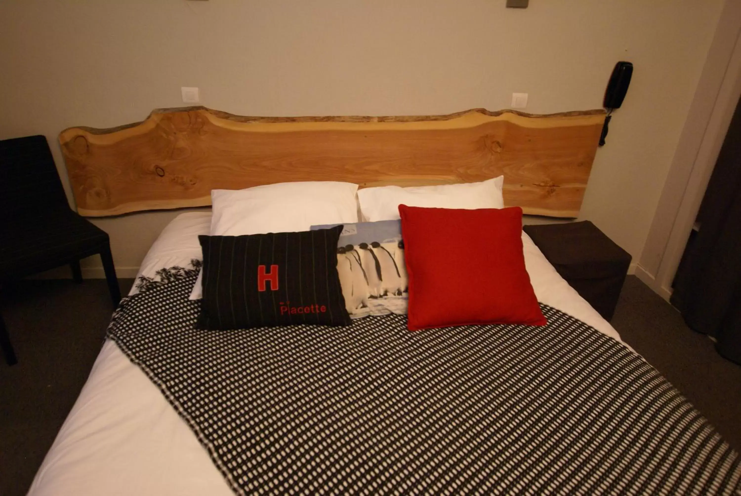 Bed in Hotel de la Placette Barcelonnette