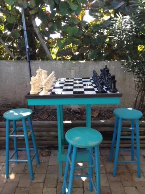 Lounge or bar in Sea Vista Motel