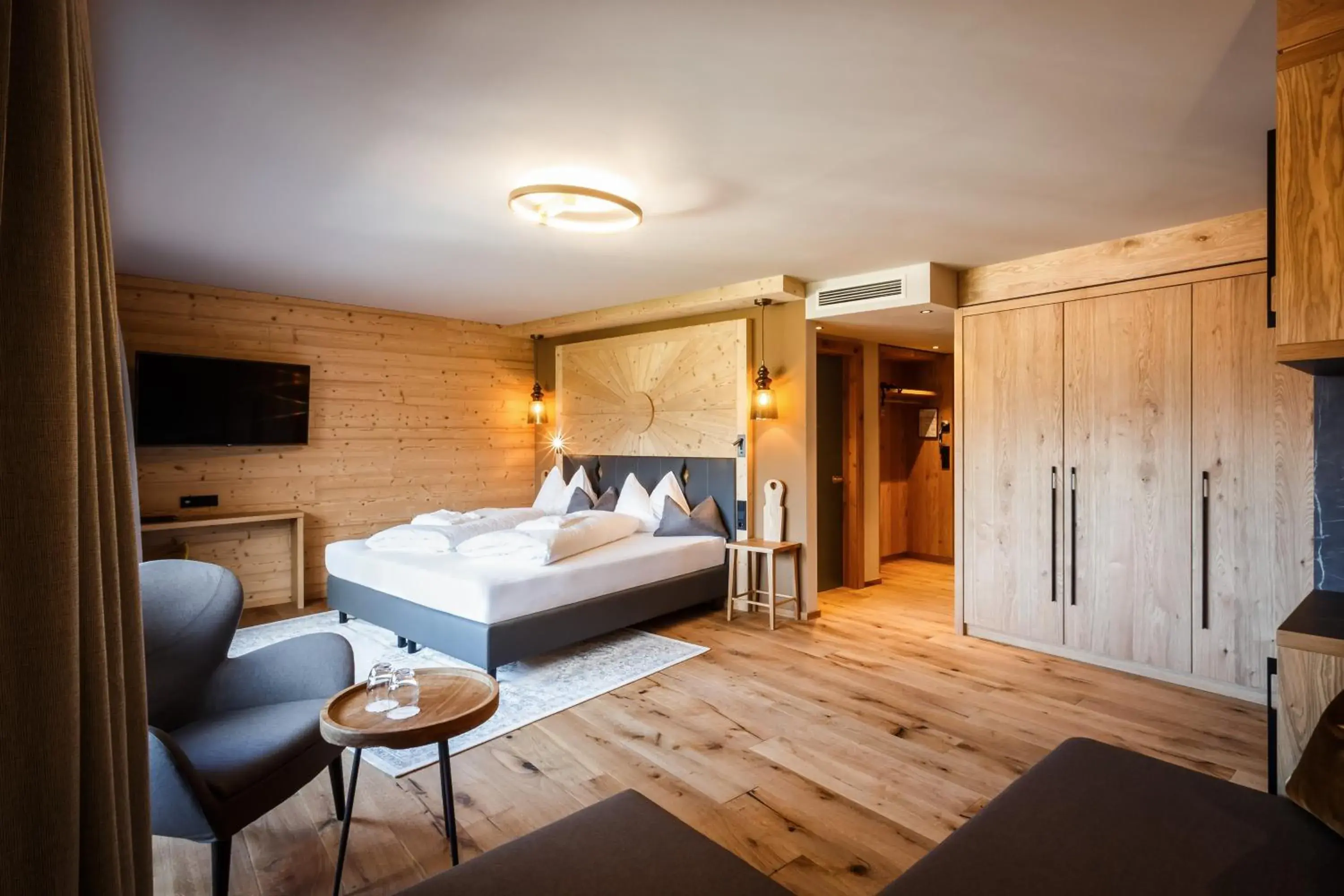 Photo of the whole room, Bed in Landhotel Schermer