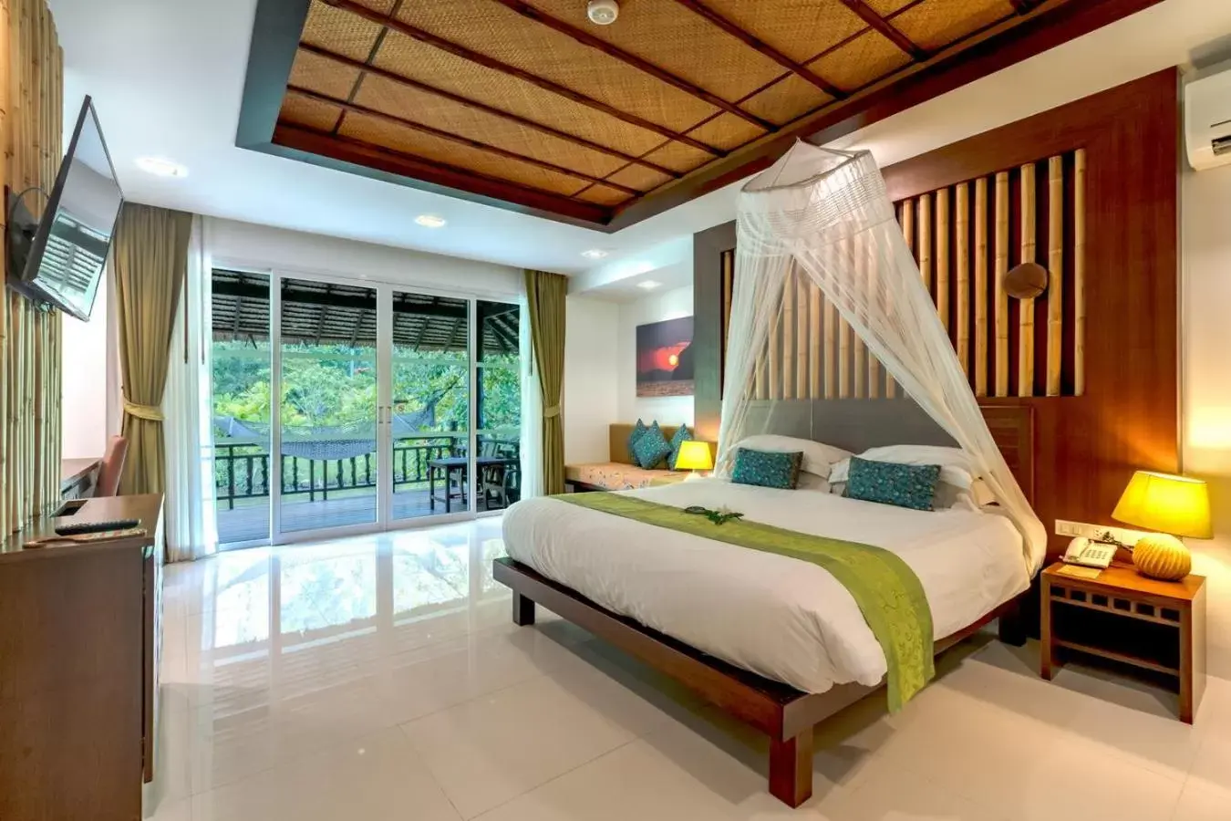 Bed in Ban Sainai Resort- SHA Extra Plus Aonang's Green Resort