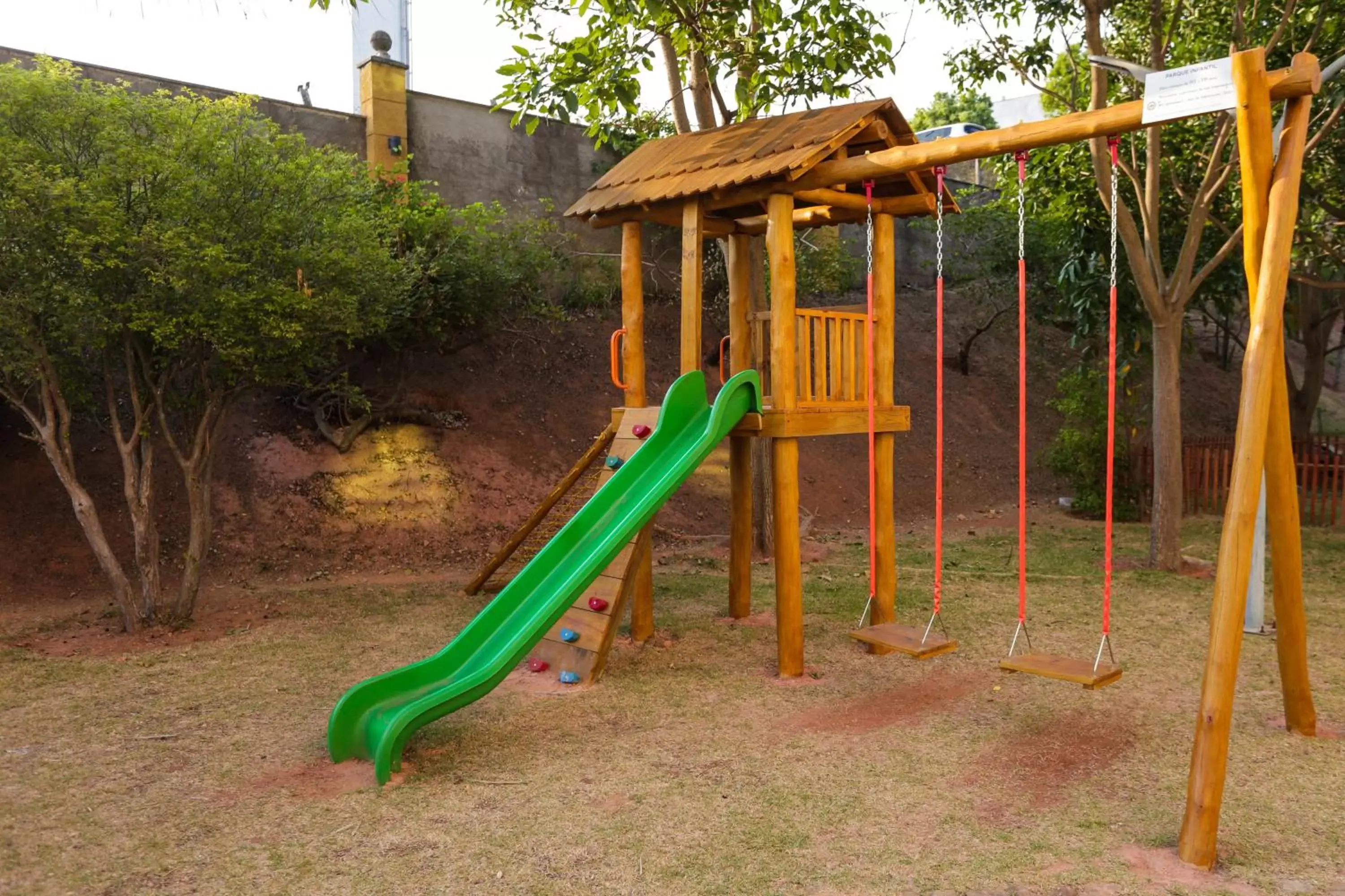 Children play ground, Children's Play Area in Intercity Vinhedo