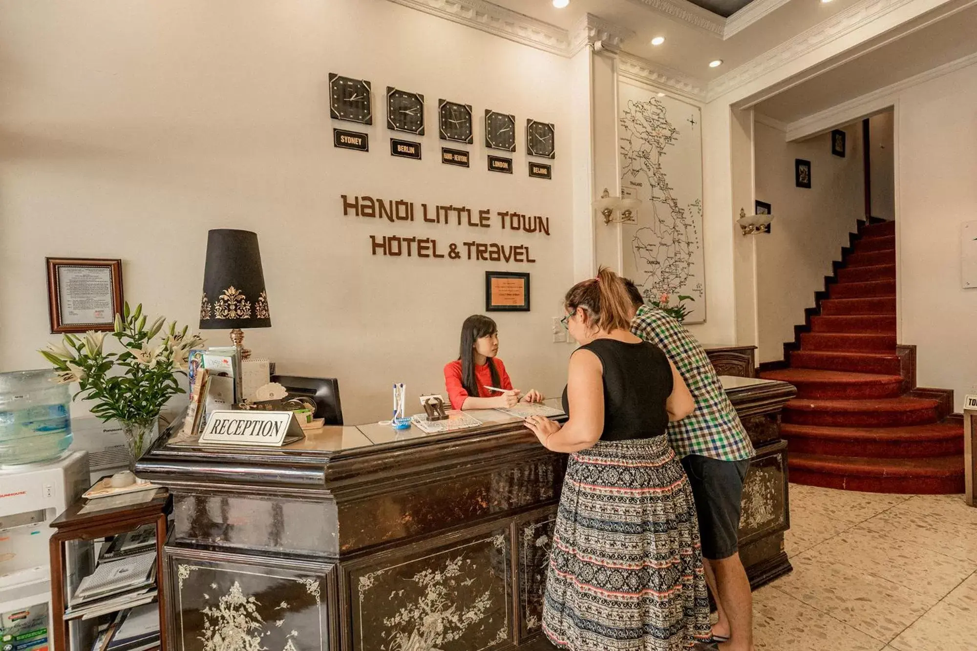 Lobby/Reception in Hanoi Little Town Hotel