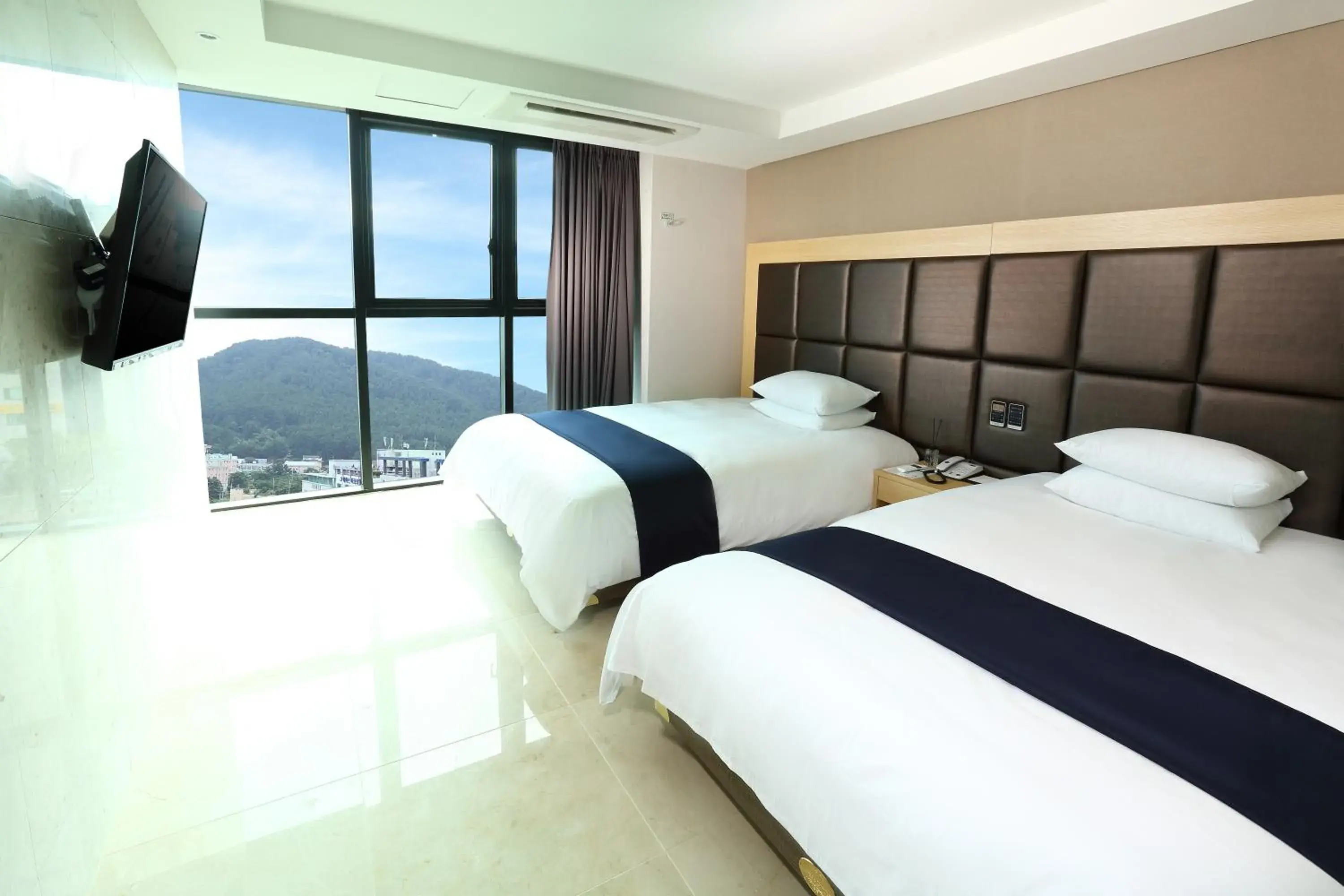 Bedroom, Bed in Hotel The One Bedroom, Bed in Hotel The One