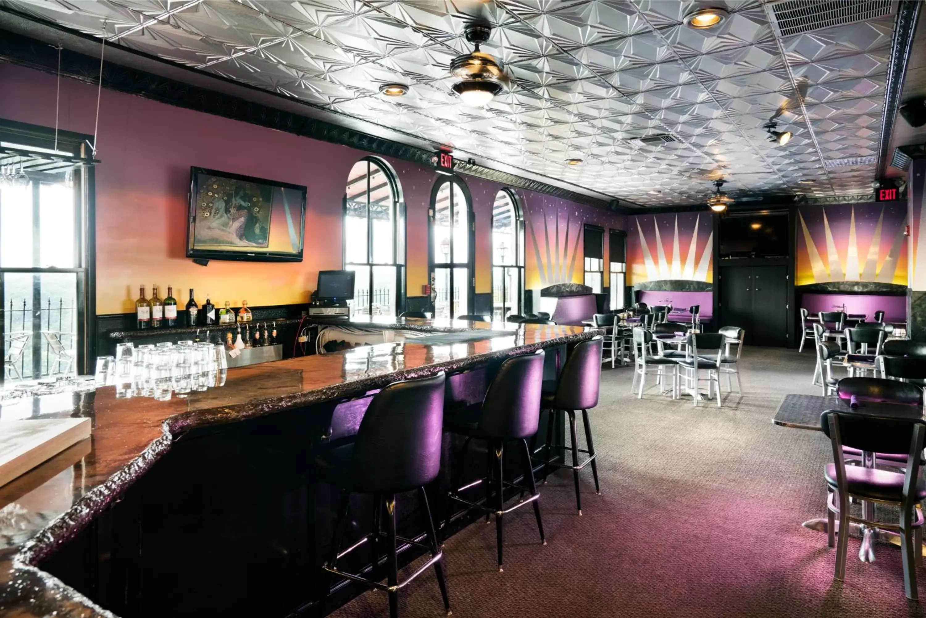 Restaurant/places to eat in 1886 Crescent Hotel and Spa Restaurant/places to eat in 1886 Crescent Hotel and Spa