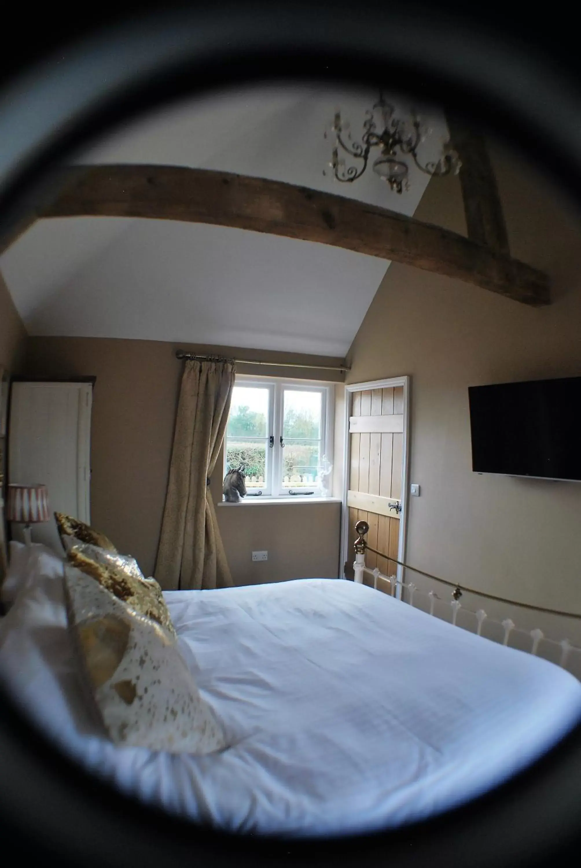 Bedroom, Bed in The Bowl Inn