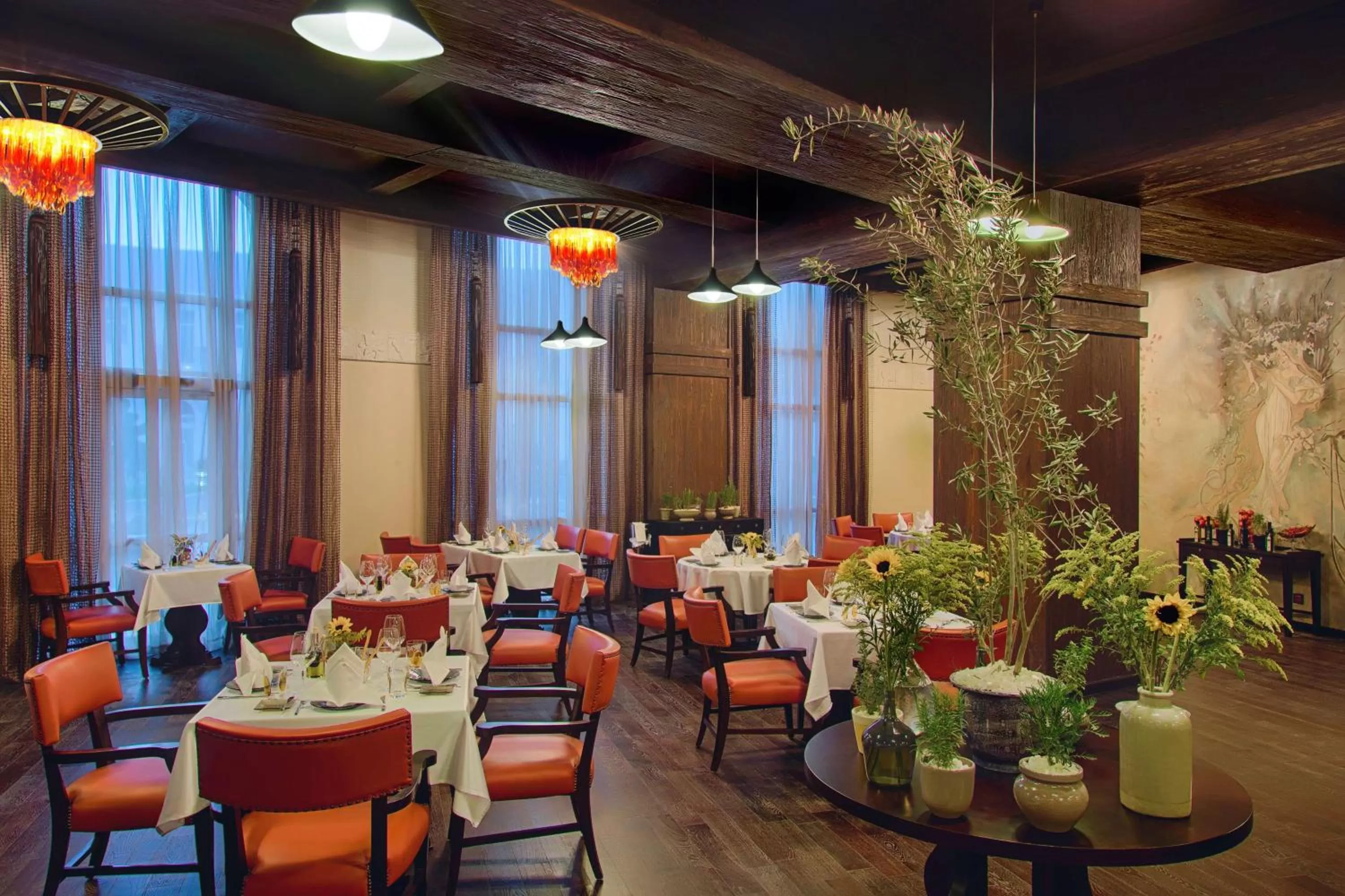 Restaurant/places to eat in Royal Maxim Palace Kempinski Cairo