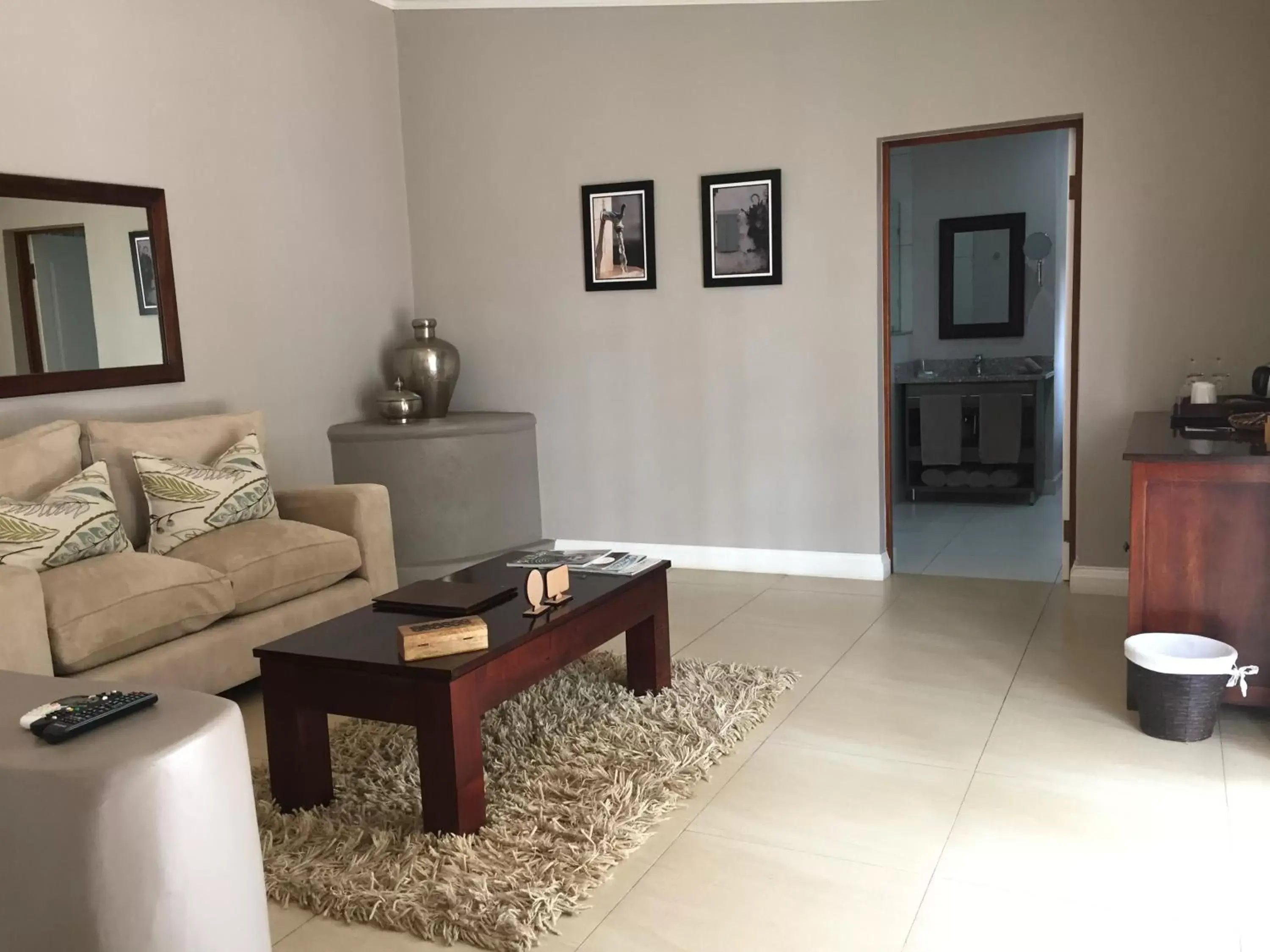 Living room, Seating Area in Nut Grove Manor Boutique Hotel