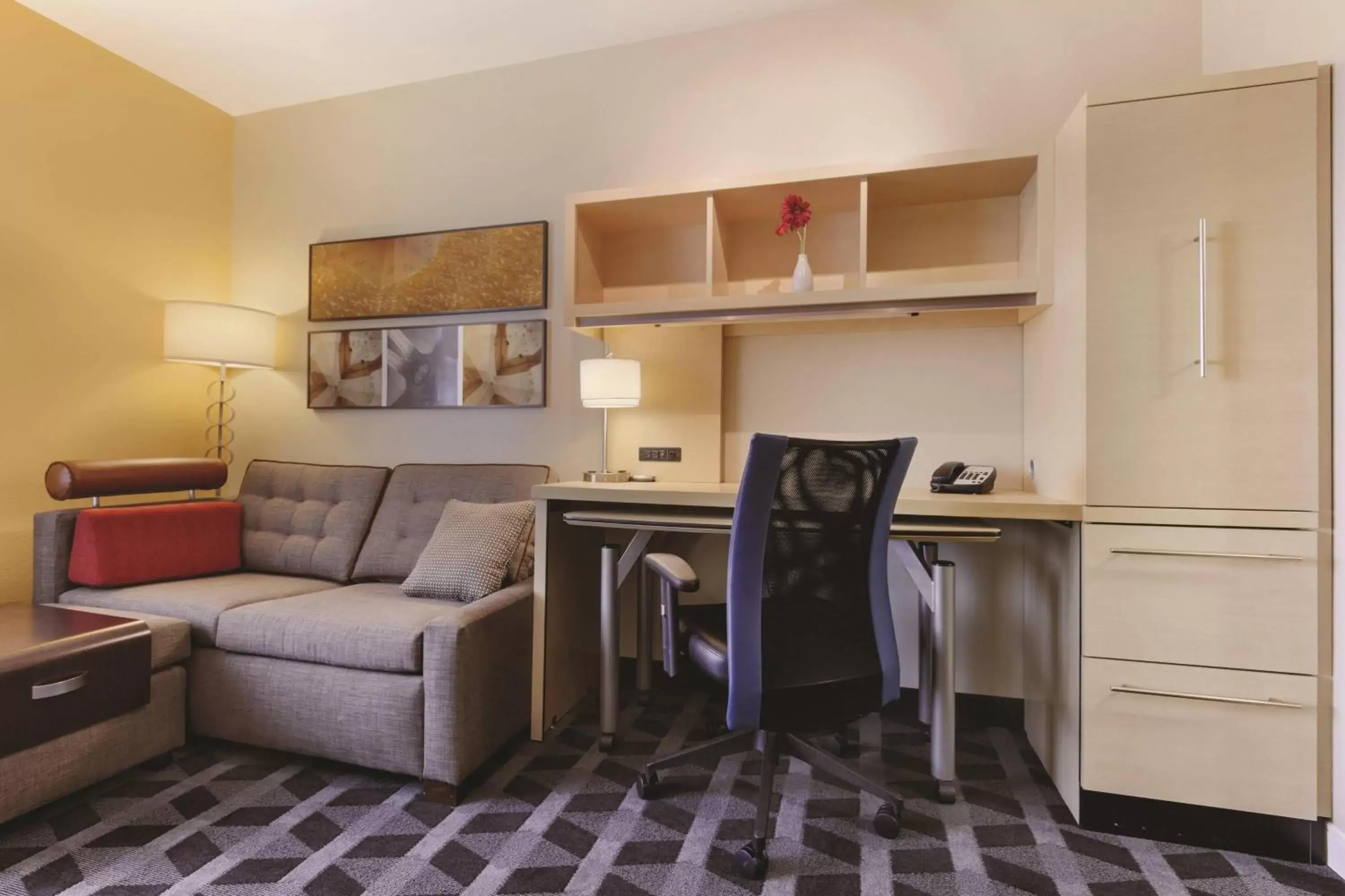 Bedroom, Seating Area in TownePlace Suites Joliet South