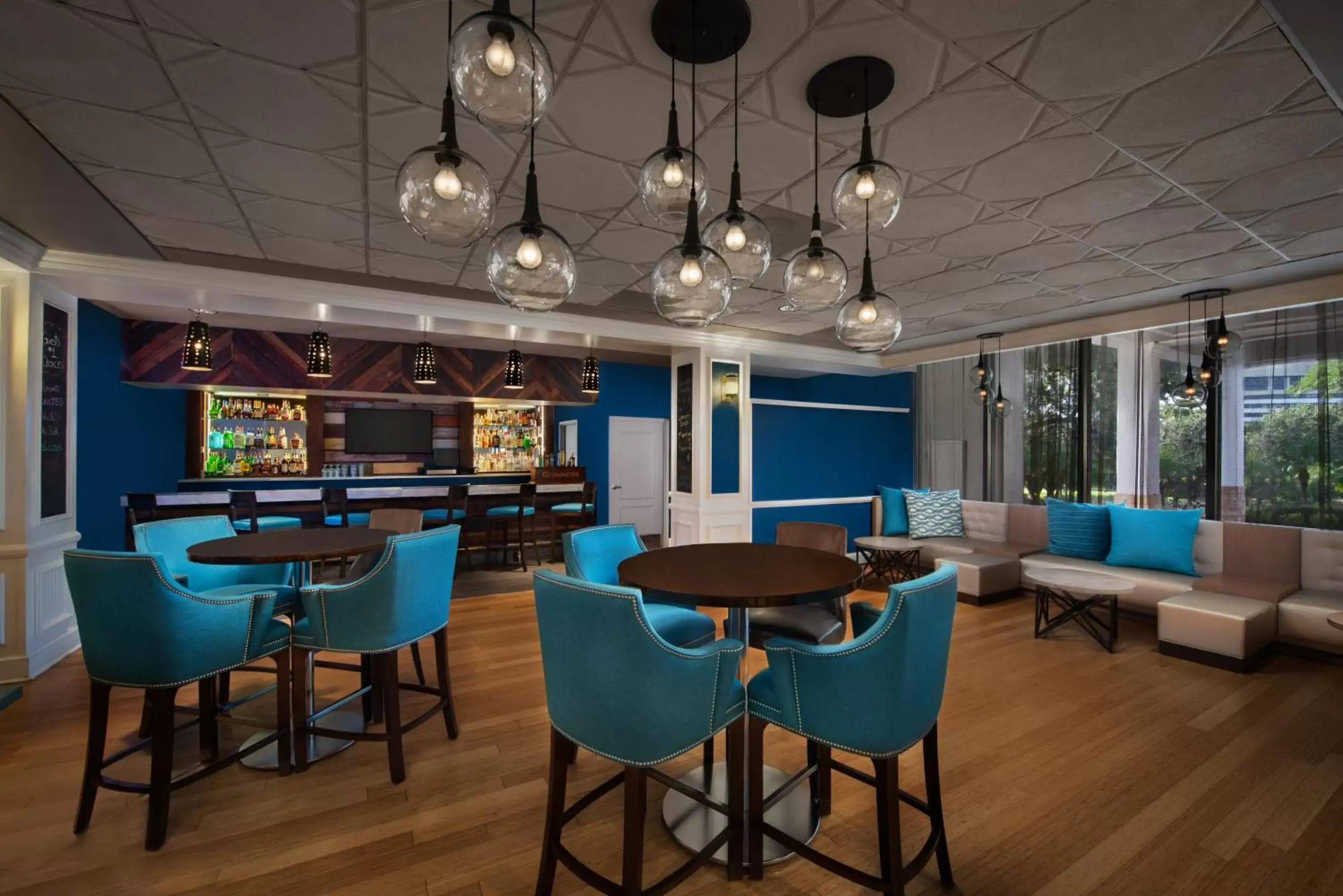 Alcoholic drinks, Lounge/Bar in Wyndham Garden Lake Buena Vista Disney Springs® Resort Area