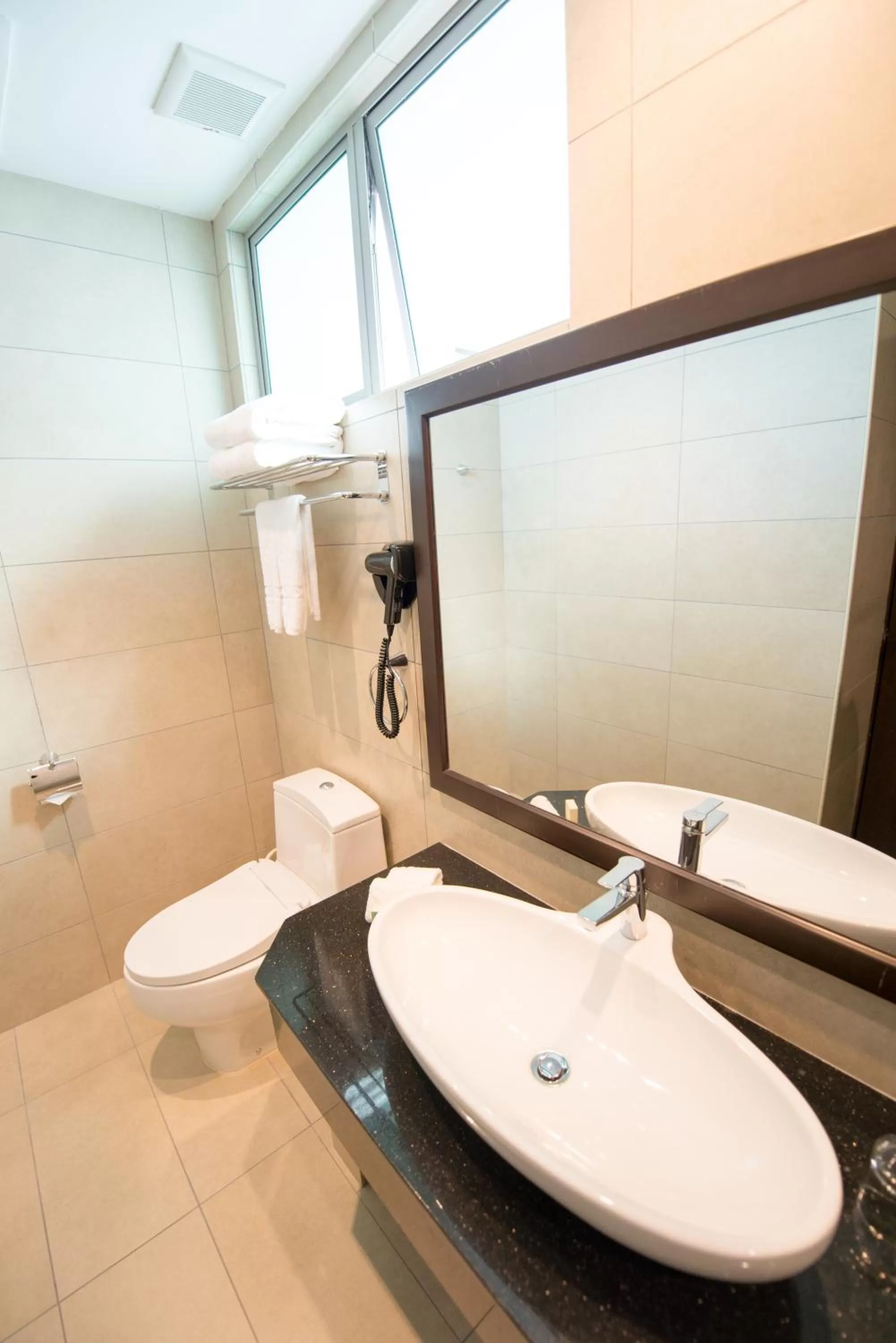 Bathroom in Lazenda Hotel