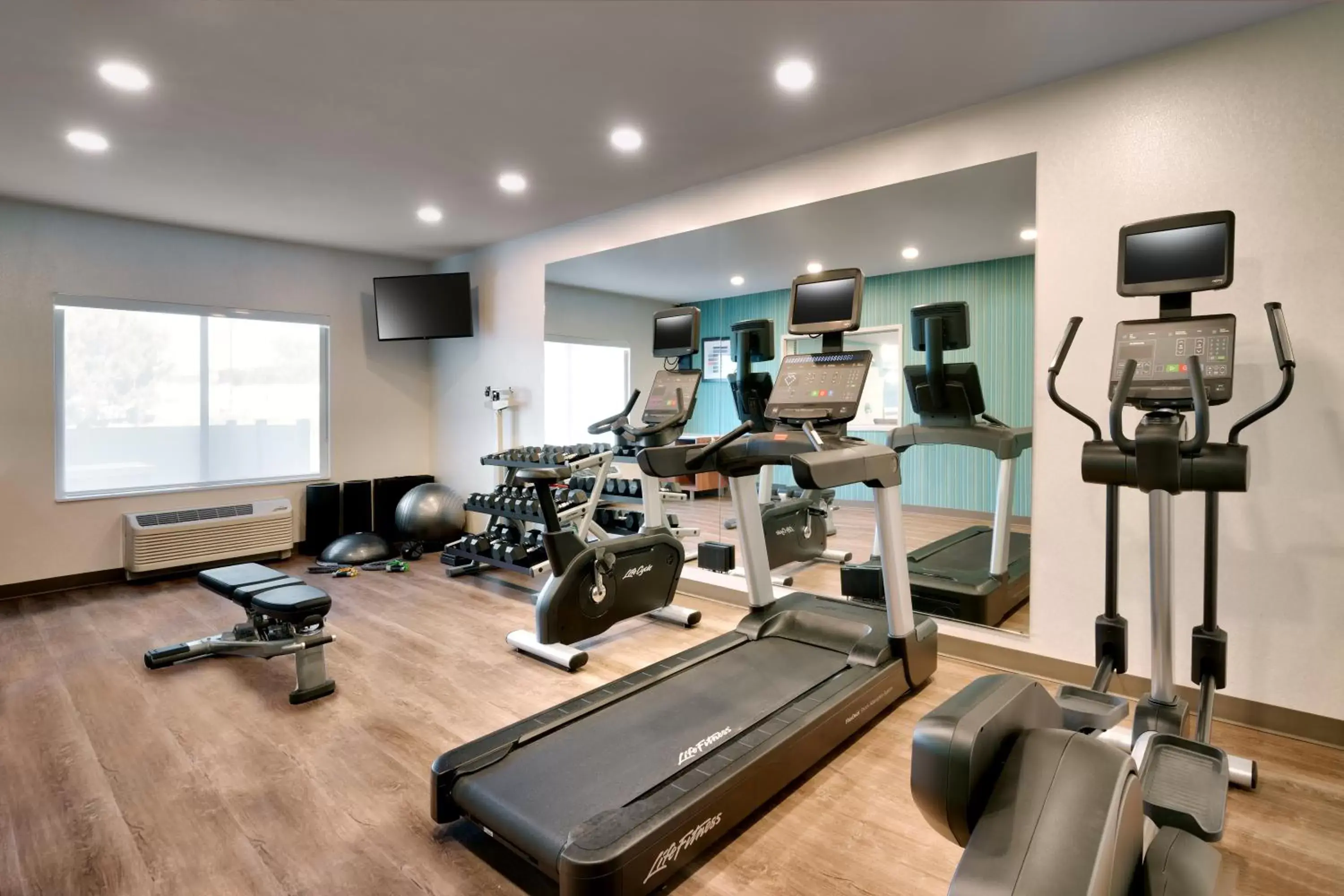 Fitness centre/facilities, Fitness Center/Facilities in Holiday Inn Express Billings East, an IHG Hotel