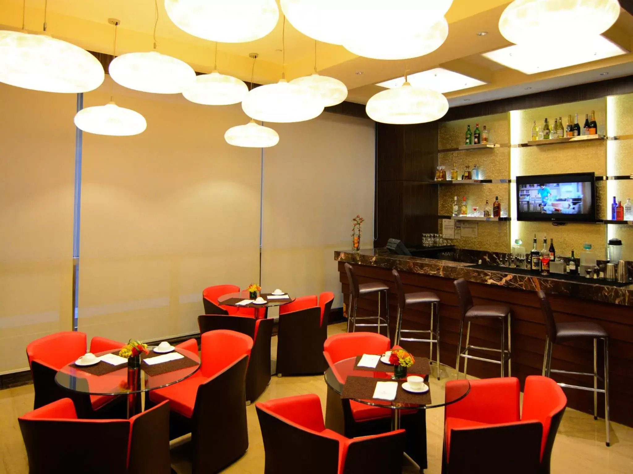 Area and facilities, Restaurant/Places to Eat in Ramada by Wyndham Manila Central