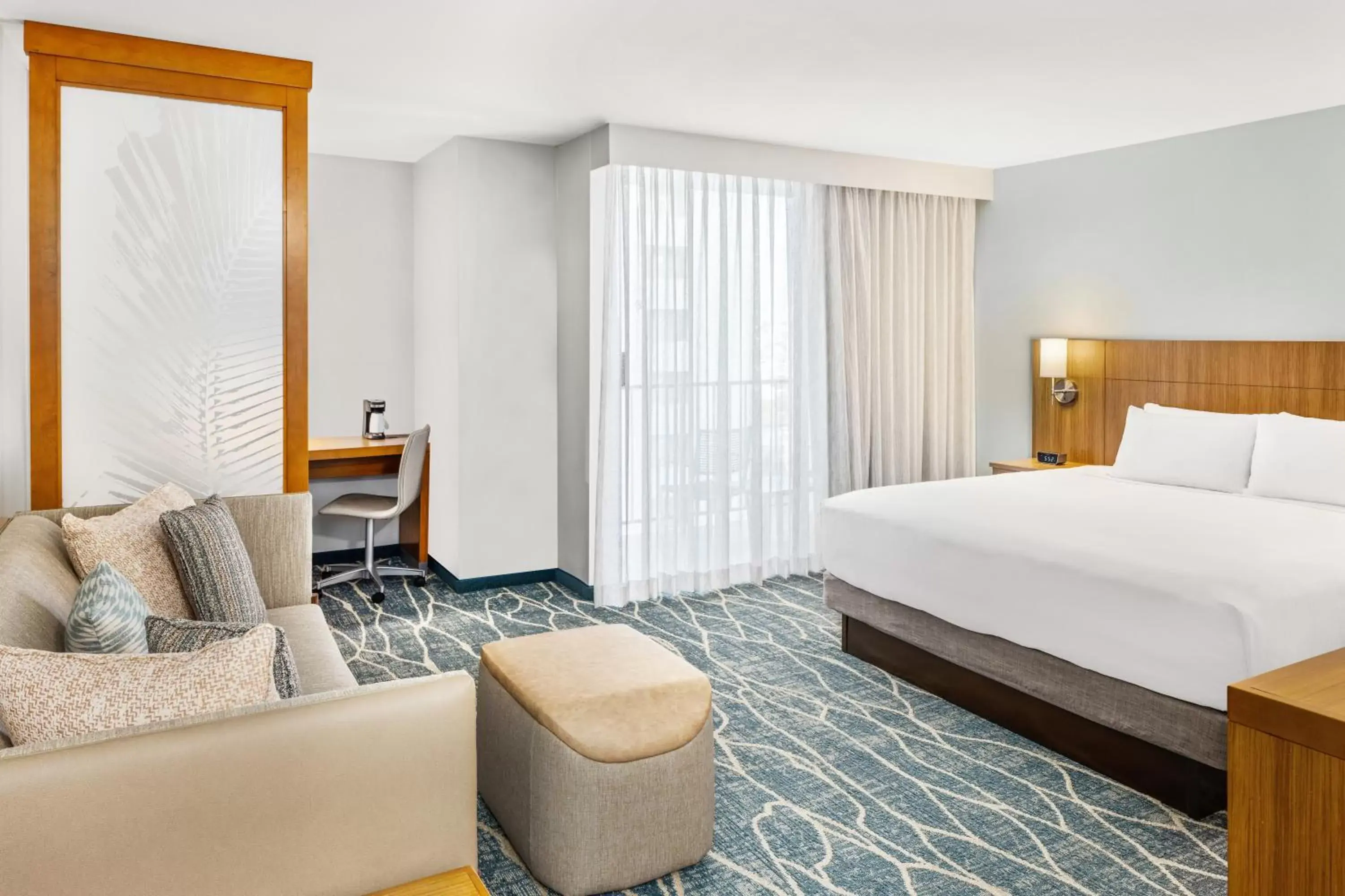 Bedroom in Hyatt Place Waikiki Beach