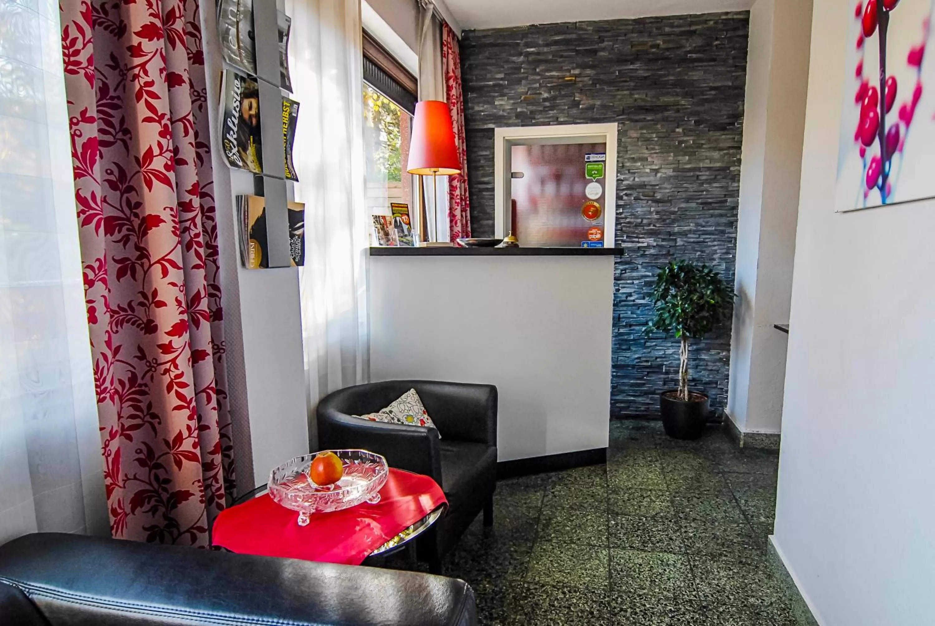 Lobby or reception in Adolphs Hotel