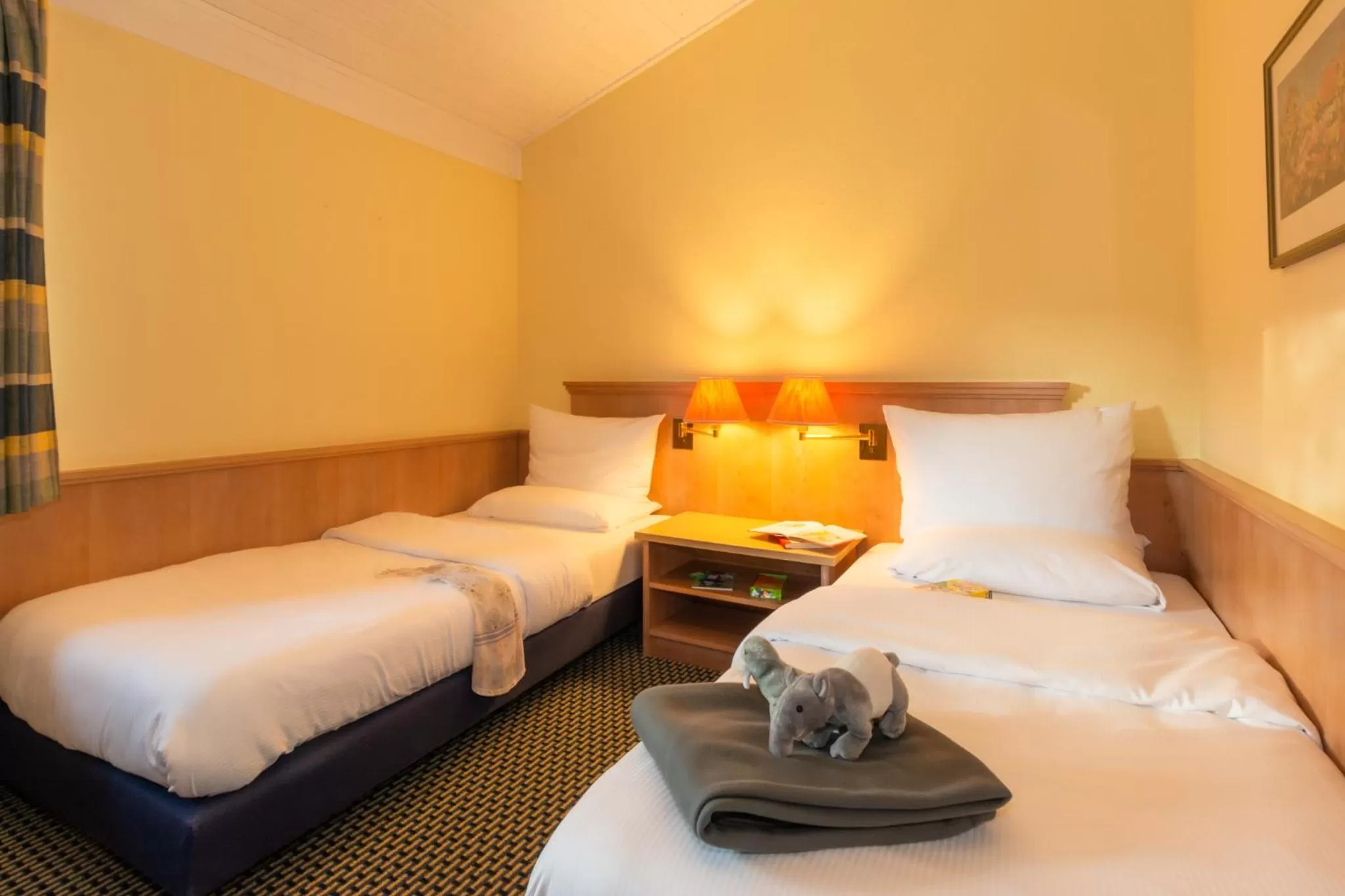 Photo of the whole room, Bed in Sporthotel Grafenwald 4 Sterne Superior