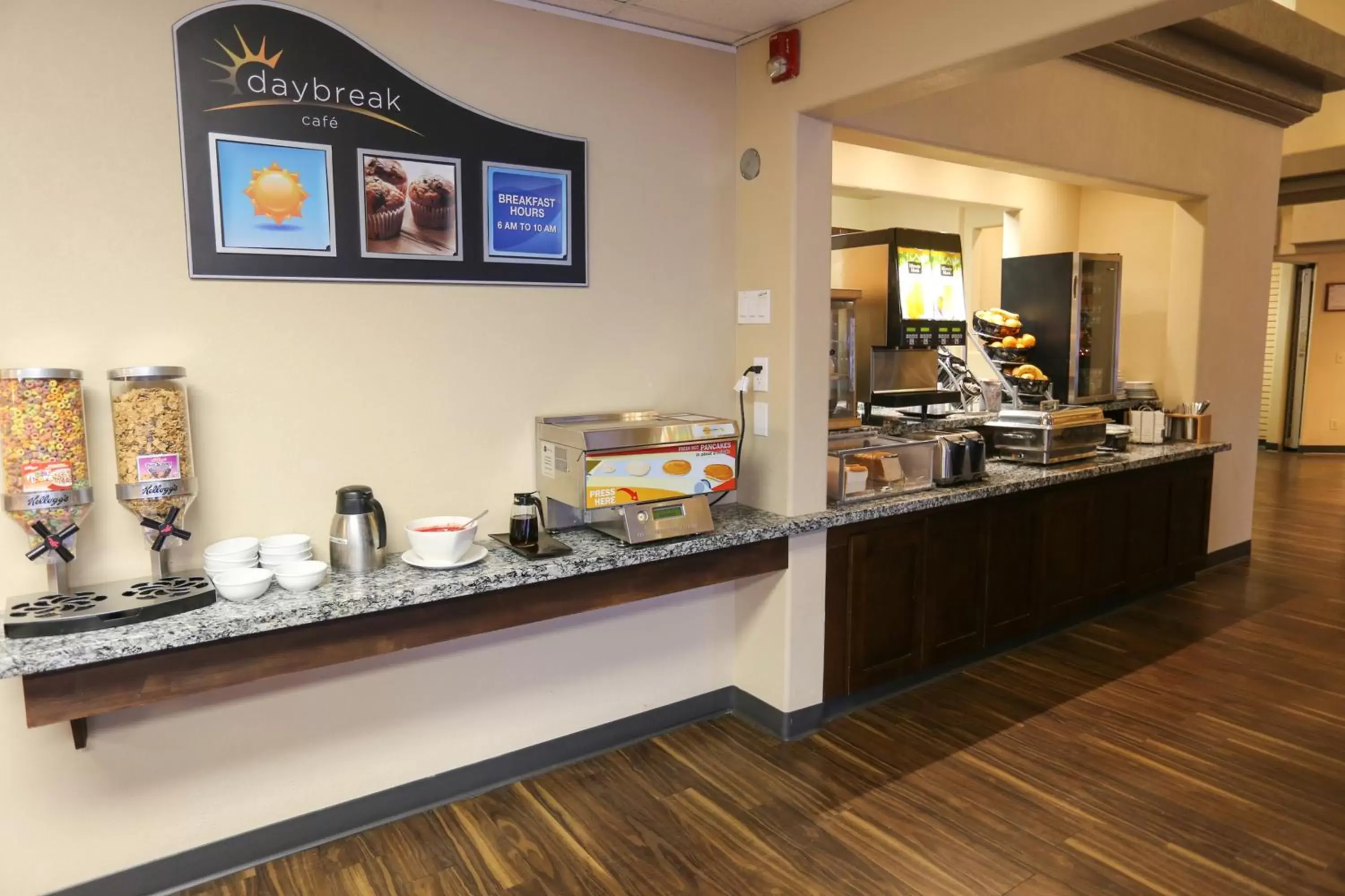 Continental breakfast, Restaurant/Places to Eat in Days Inn by Wyndham Calgary Airport