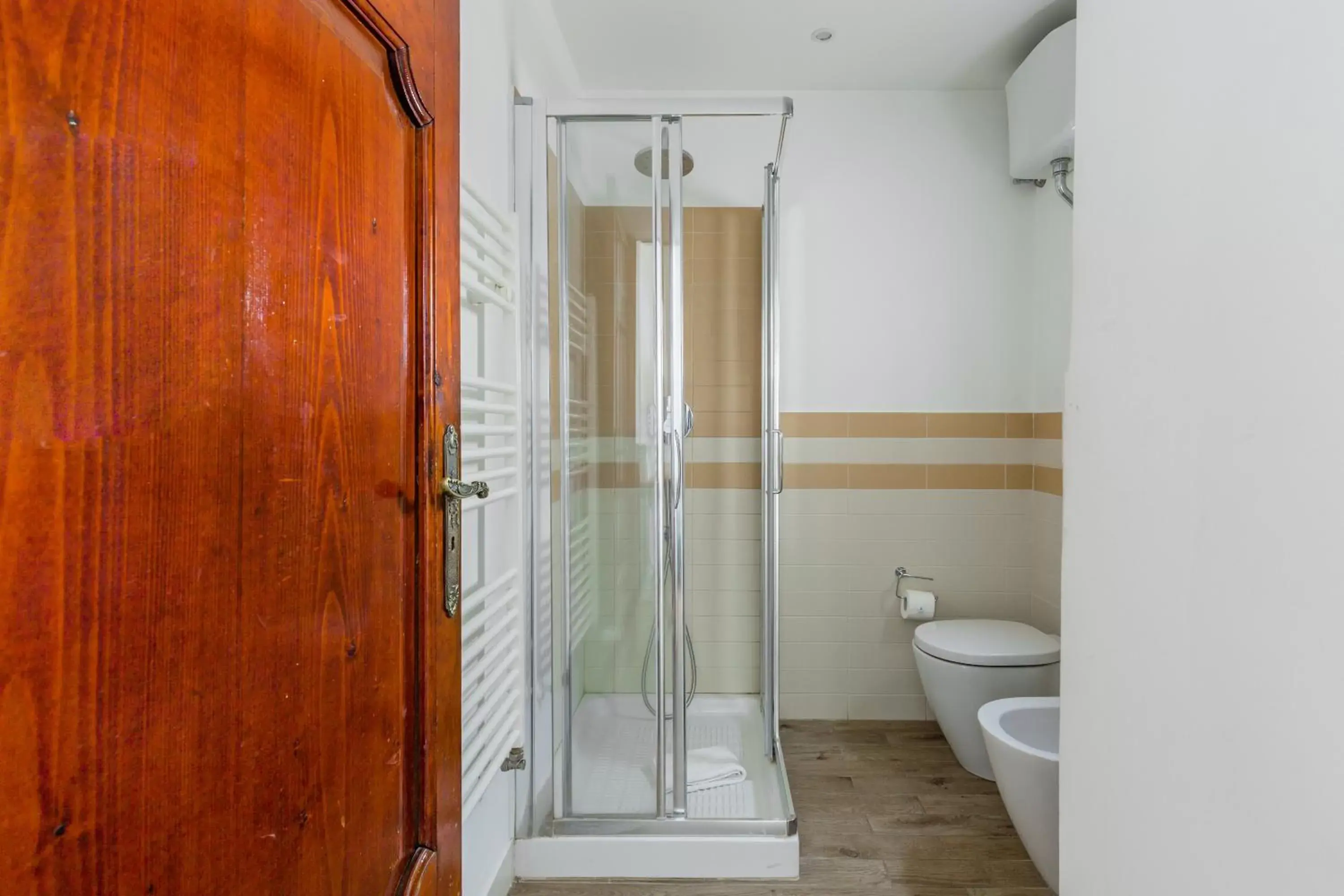 Bedroom, Bathroom in Palazzo Montalbano