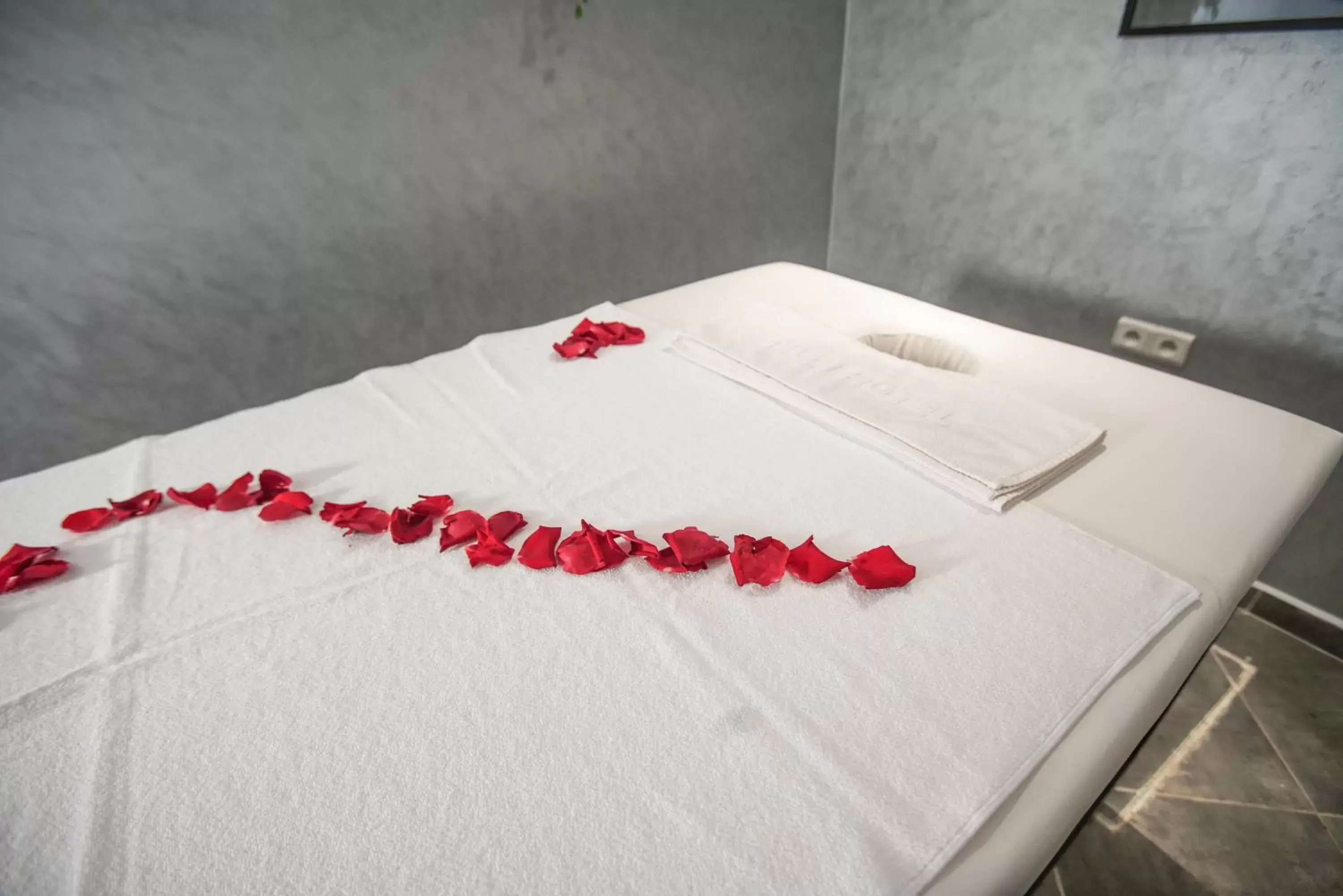 Massage in Hotel Tildi Hotel & Spa