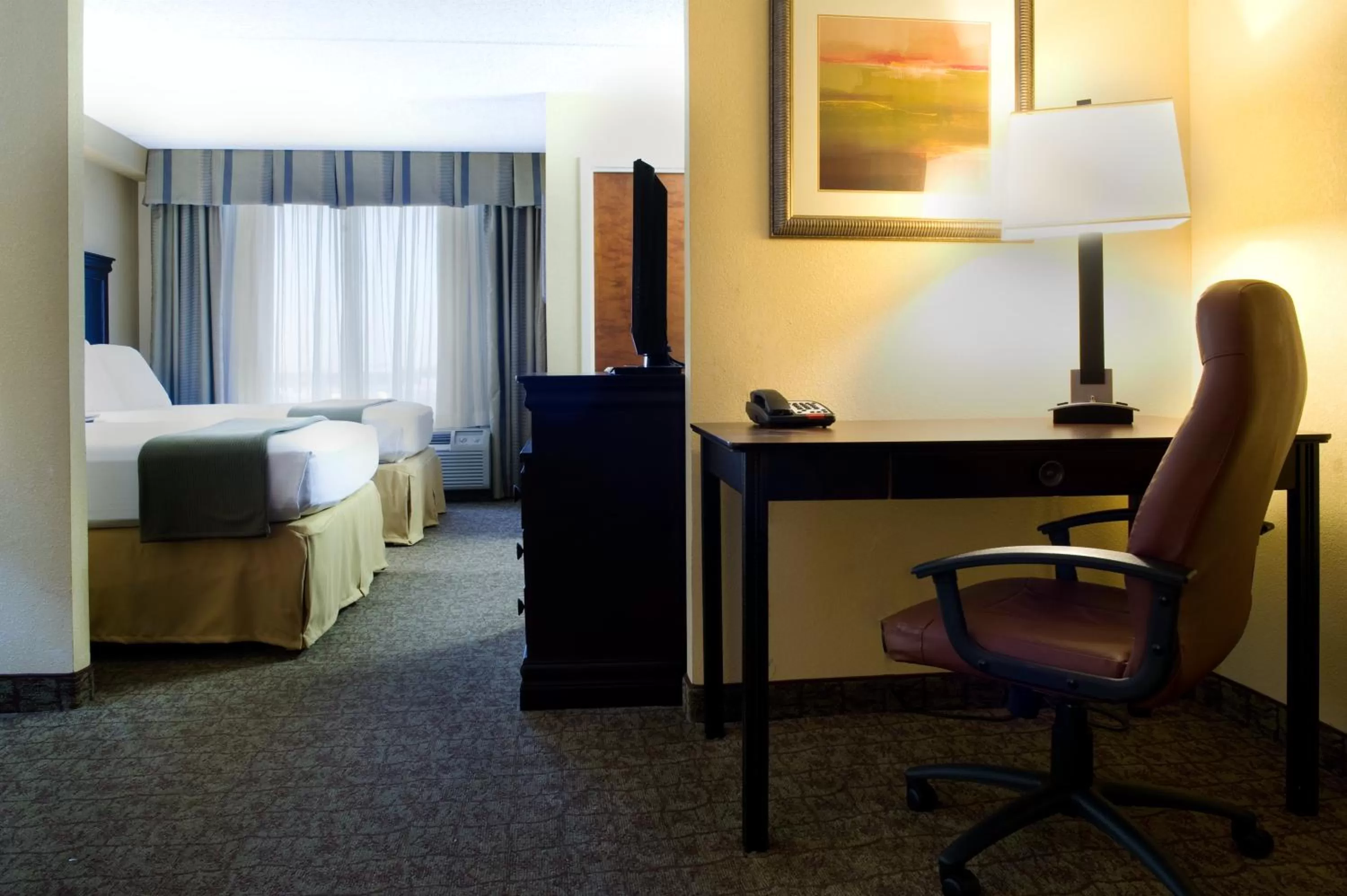 Photo of the whole room, Bed in Holiday Inn Express Hotel & Suites Dallas Fort Worth Airport South by IHG