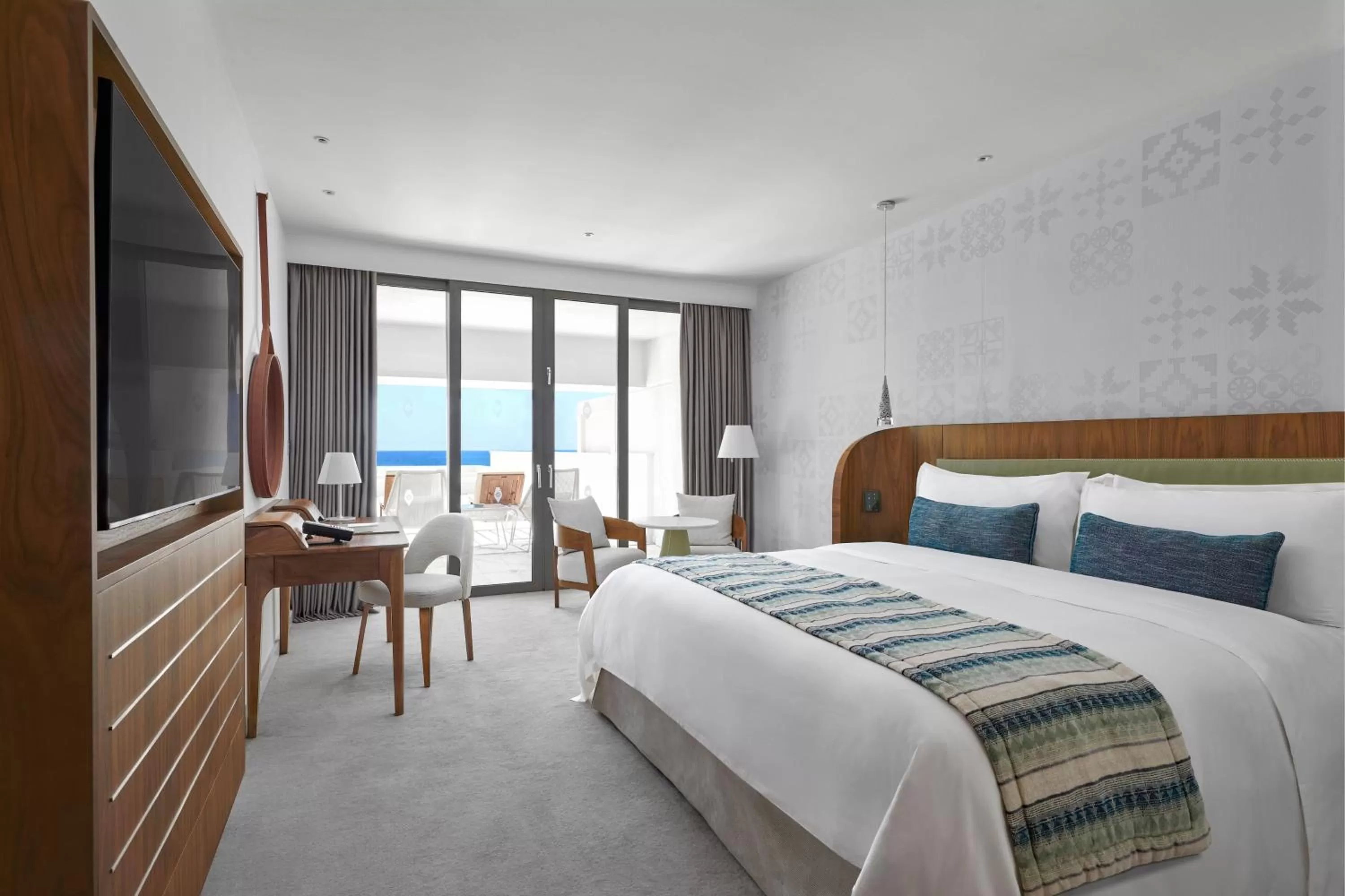 Bedroom, Bed in Parklane, a Luxury Collection Resort & Spa, Limassol