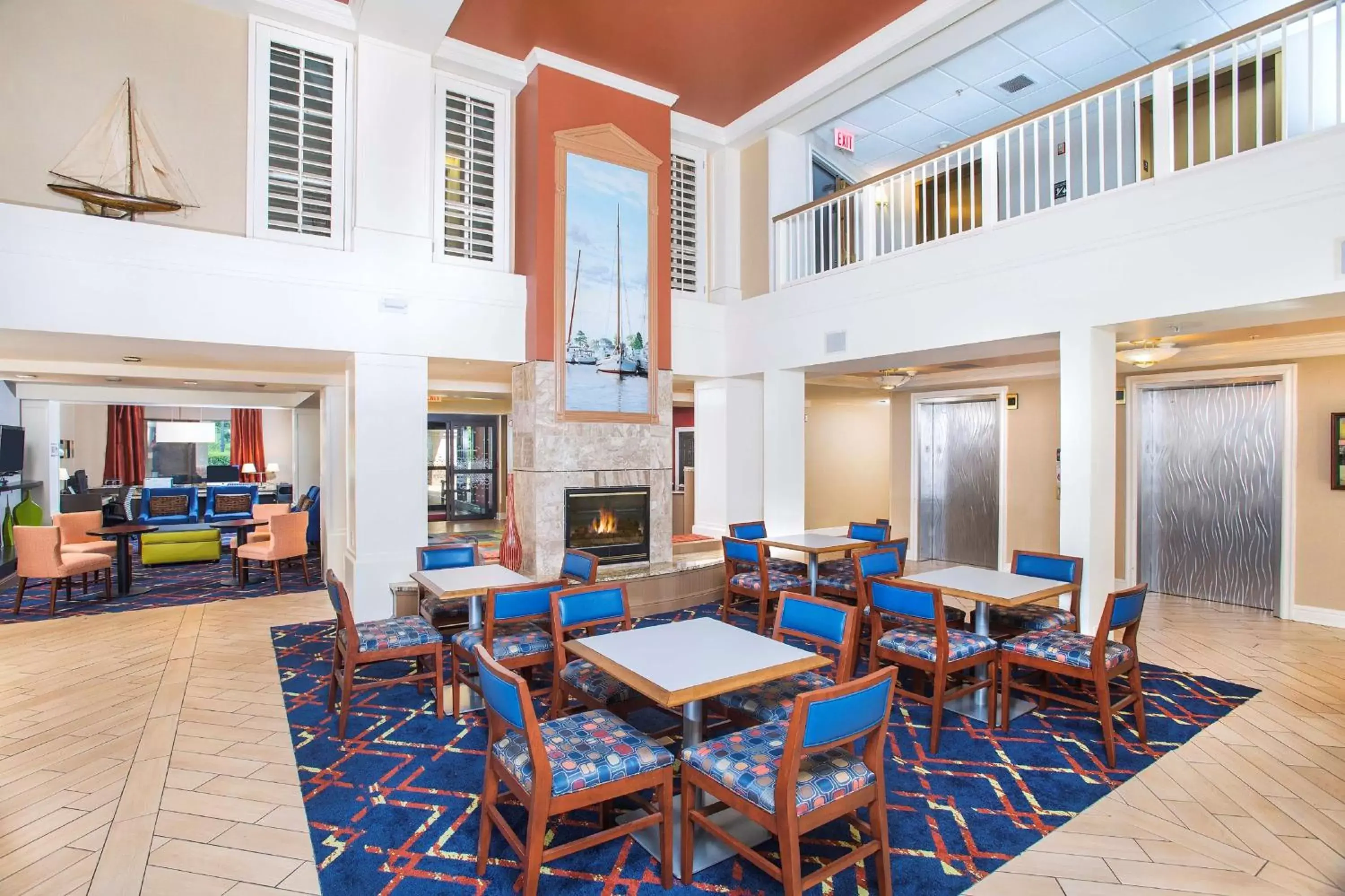 Lobby or reception, Restaurant/Places to Eat in Hampton Inn & Suites Annapolis