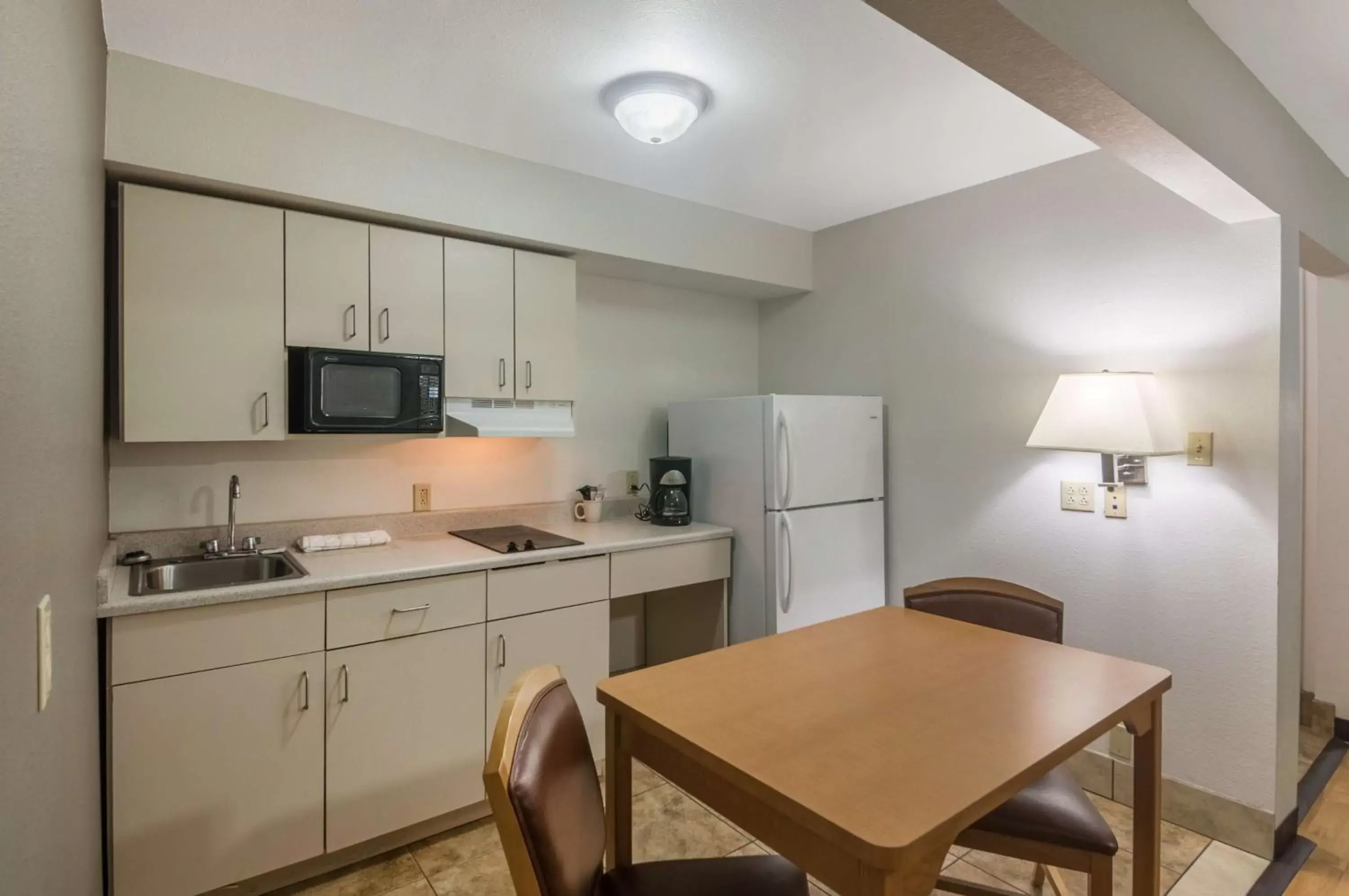 Kitchen or kitchenette, Kitchen/Kitchenette in Studio 6-Lubbock, TX - Medical Center