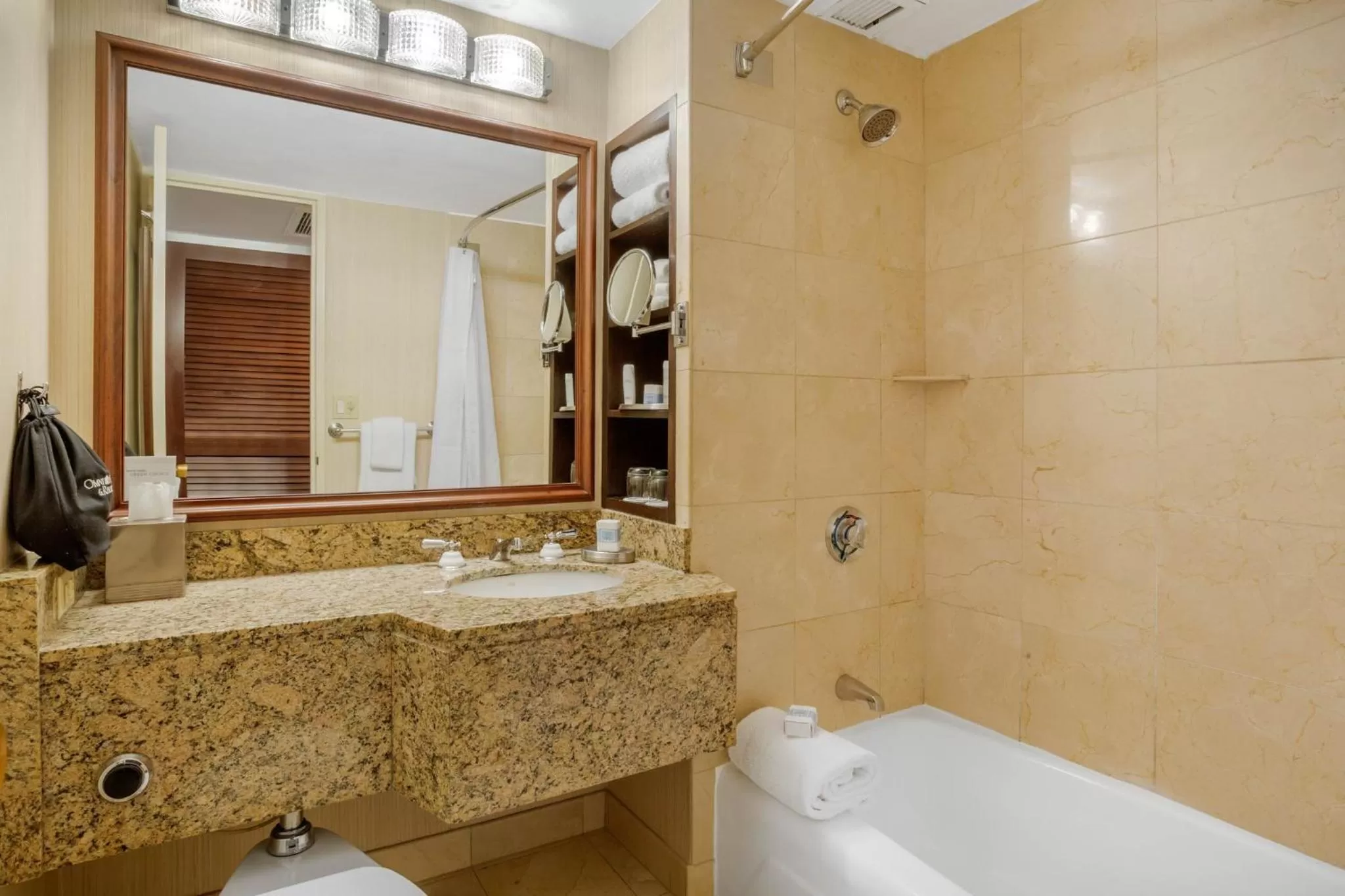 Photo of the whole room in Omni New Haven Hotel at Yale