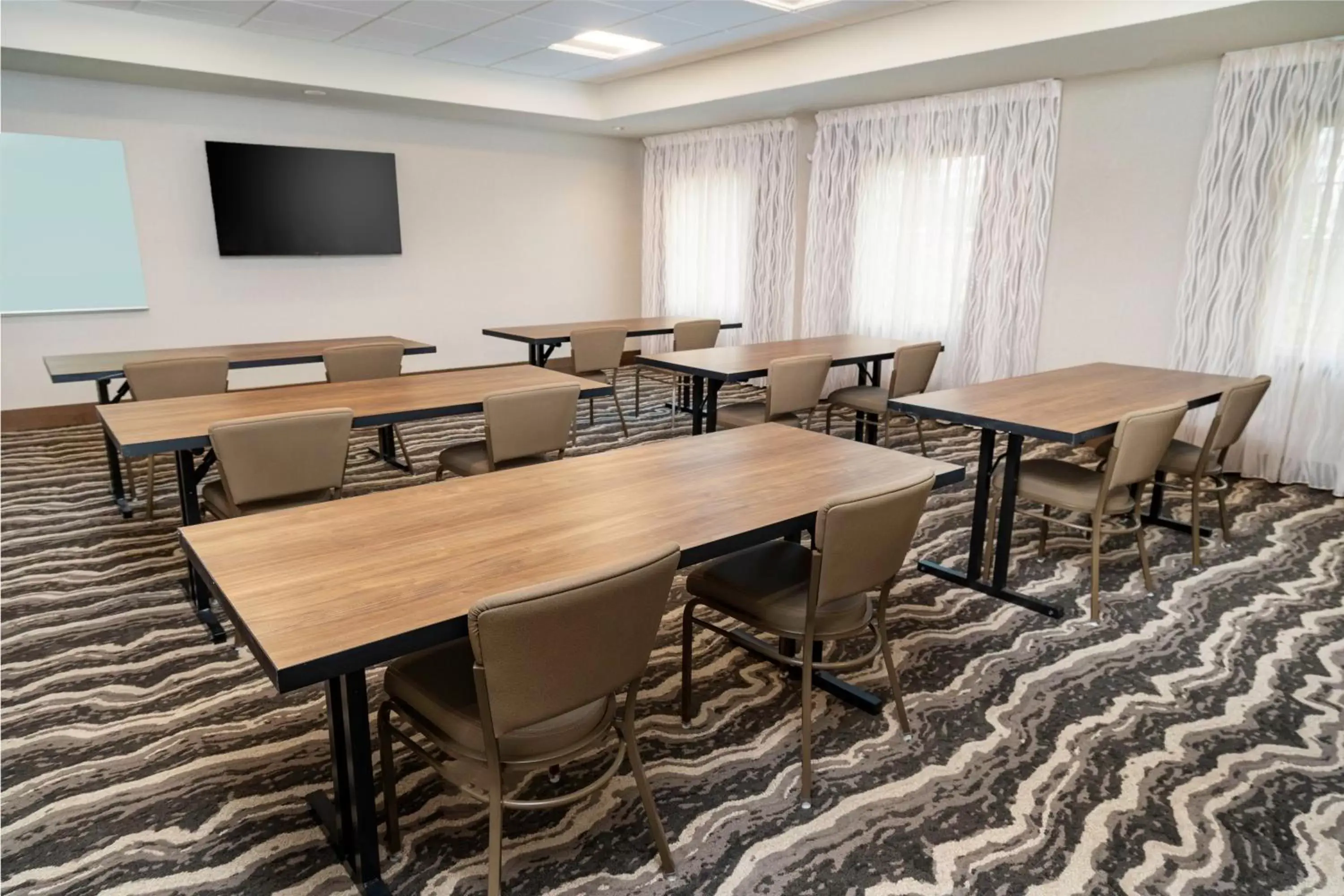 Meeting/conference room in Staybridge Suites - Nashville - Franklin, an IHG Hotel